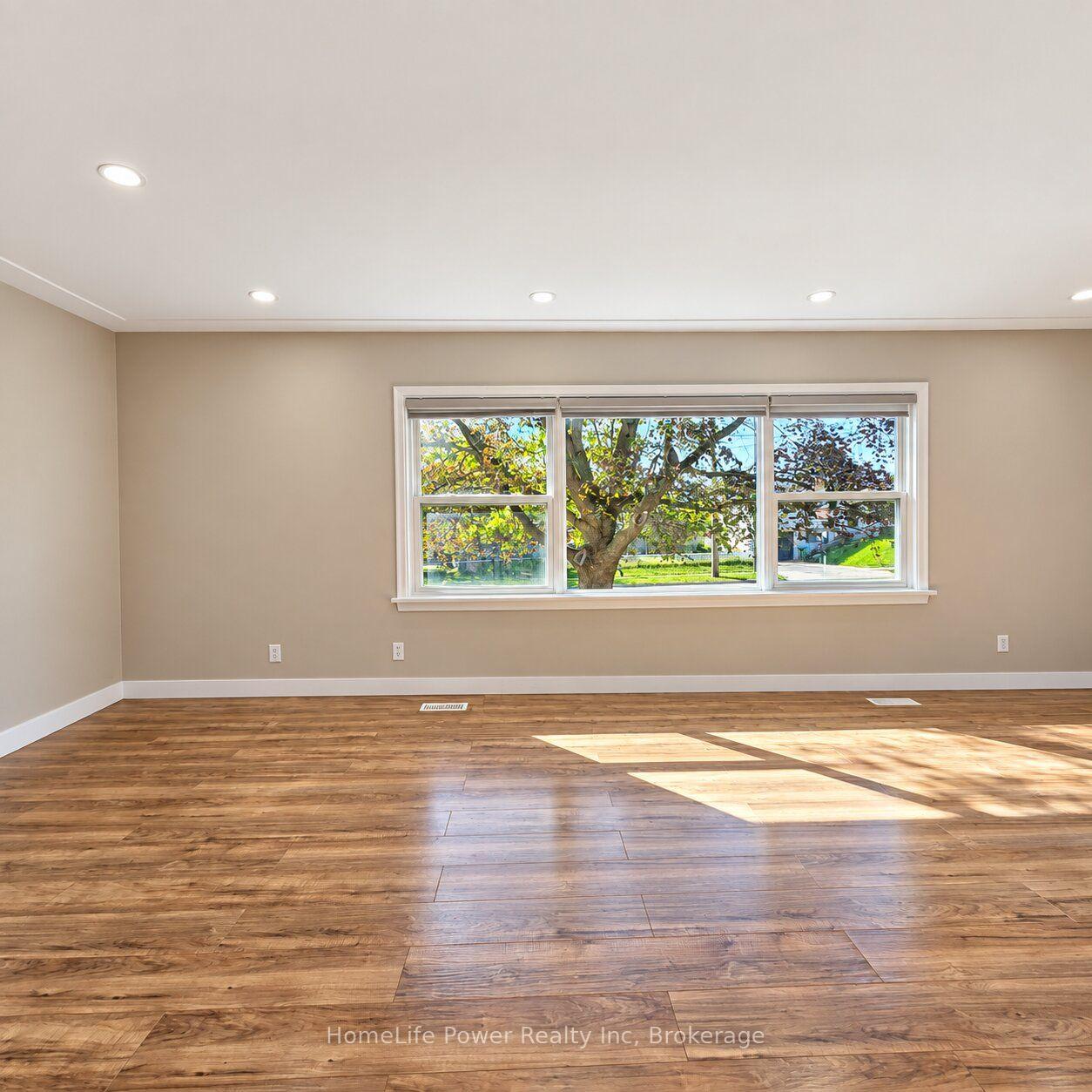 Photo 2 of Unit 2, 112 Heiman Street, Kitchener, Southdale — HOMEH