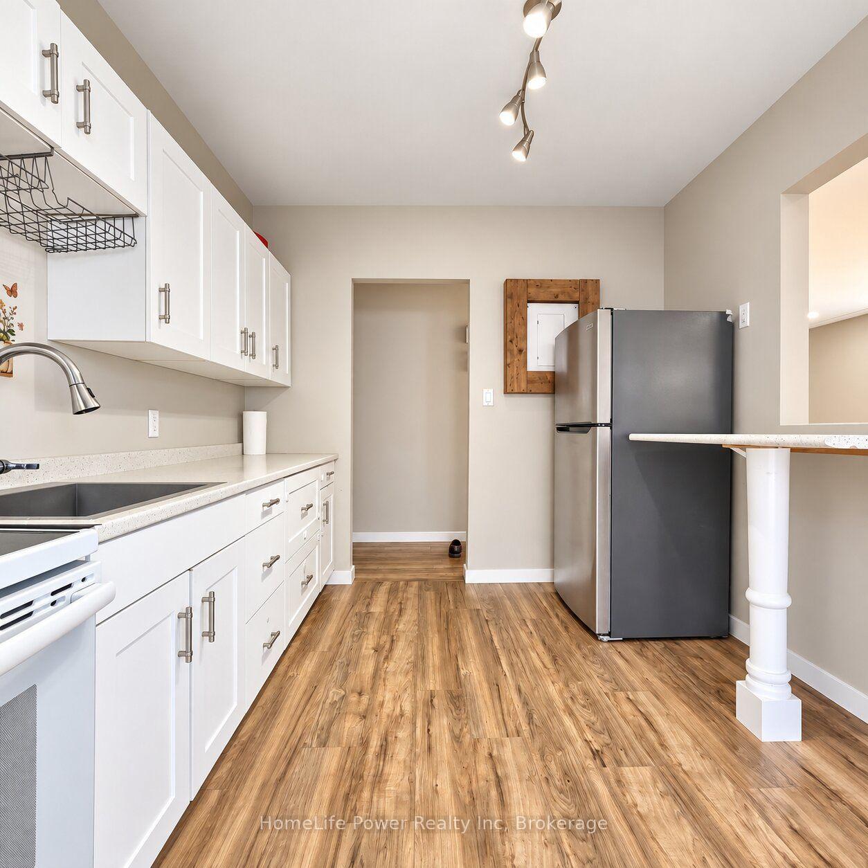 Photo 10 of Unit 2, 112 Heiman Street, Kitchener, Southdale — HOMEH