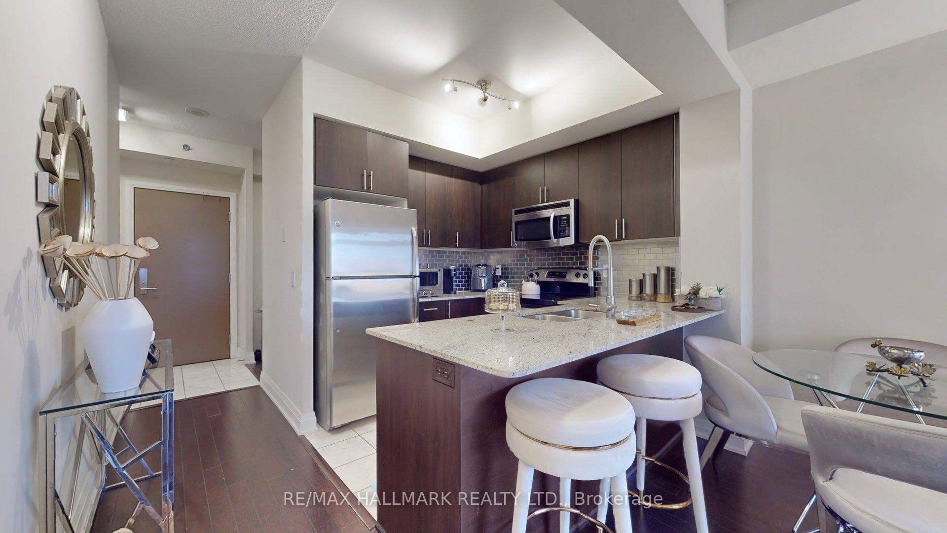 Photo 17 of Unit 609, 520 Steeles Avenue W, Vaughan, Crestwood-Springfarm-Yorkhill — HOMEH