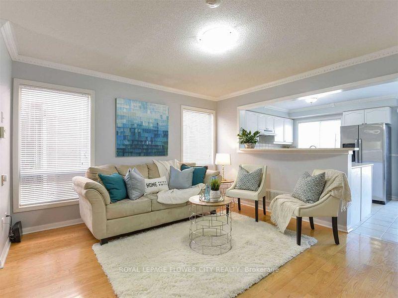 Photo 7 of 43 Garibaldi Drive, Brampton, Fletcher's Meadow — HOMEH