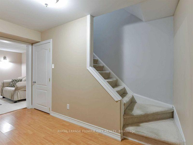 Photo 22 of 43 Garibaldi Drive, Brampton, Fletcher's Meadow — HOMEH