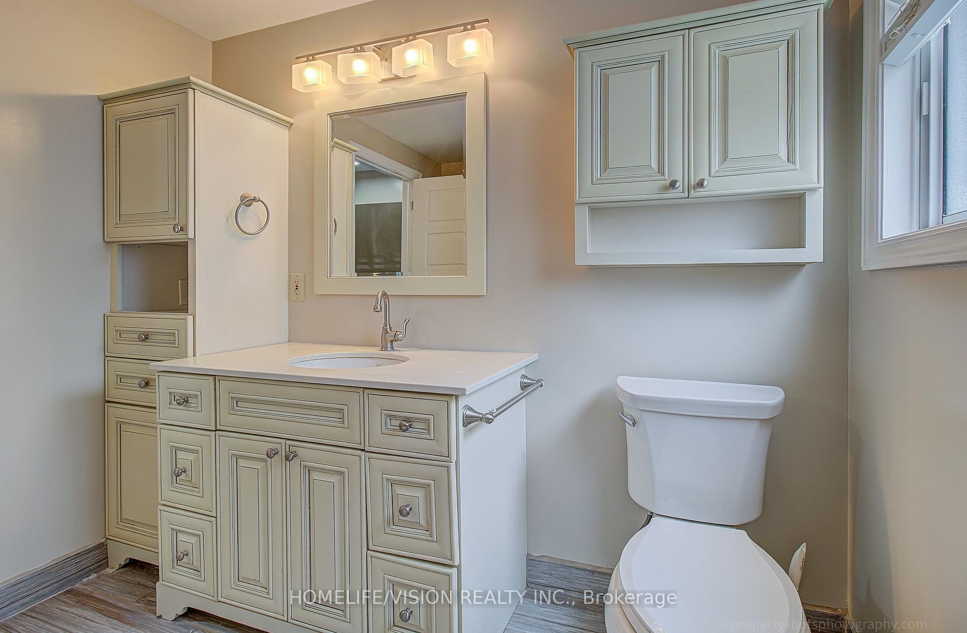 Photo 19 of 25 Radcliffe Drive, Kitchener, Country Hills West — HOMEH
