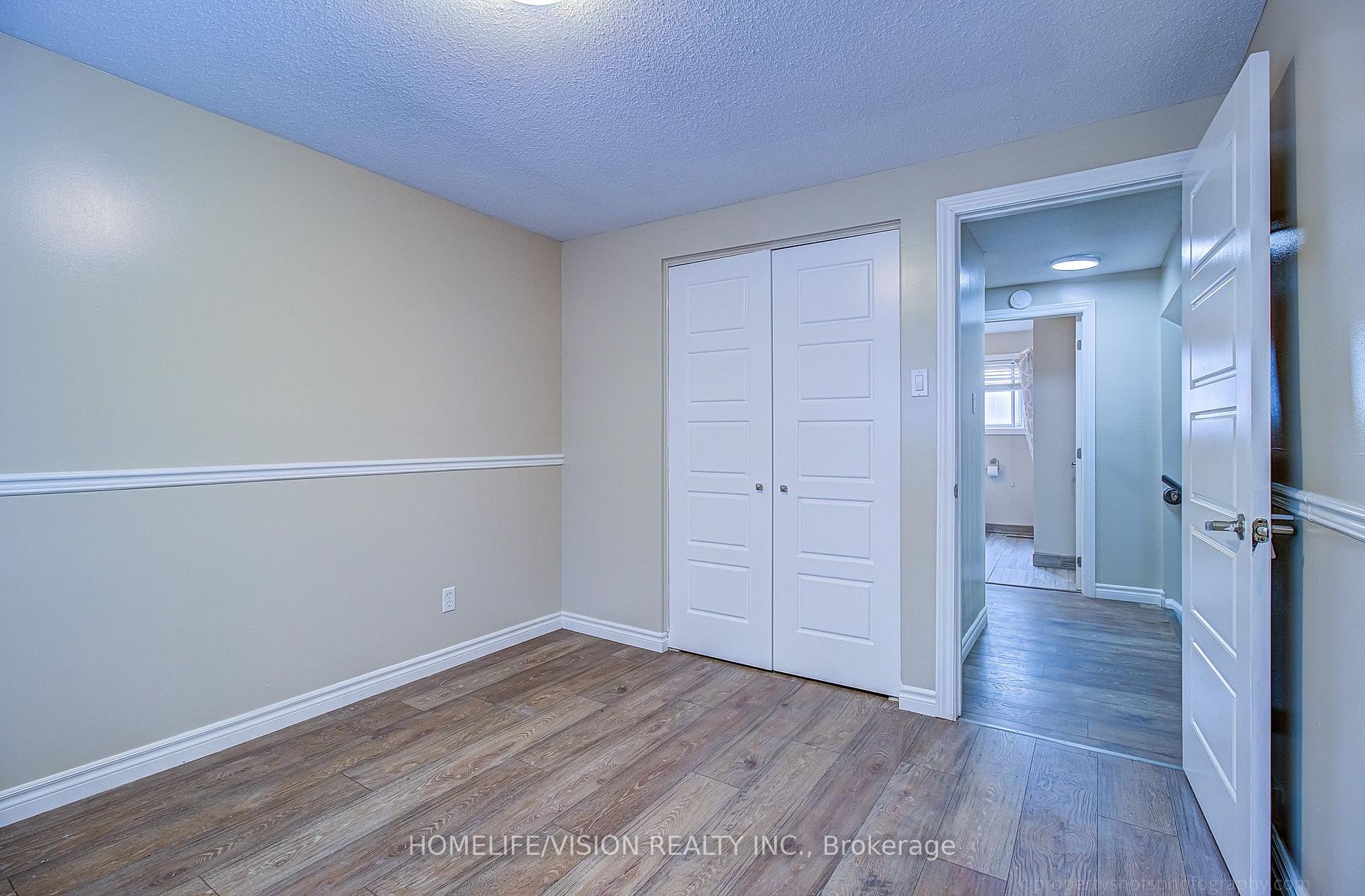 Photo 22 of 25 Radcliffe Drive, Kitchener, Country Hills West — HOMEH