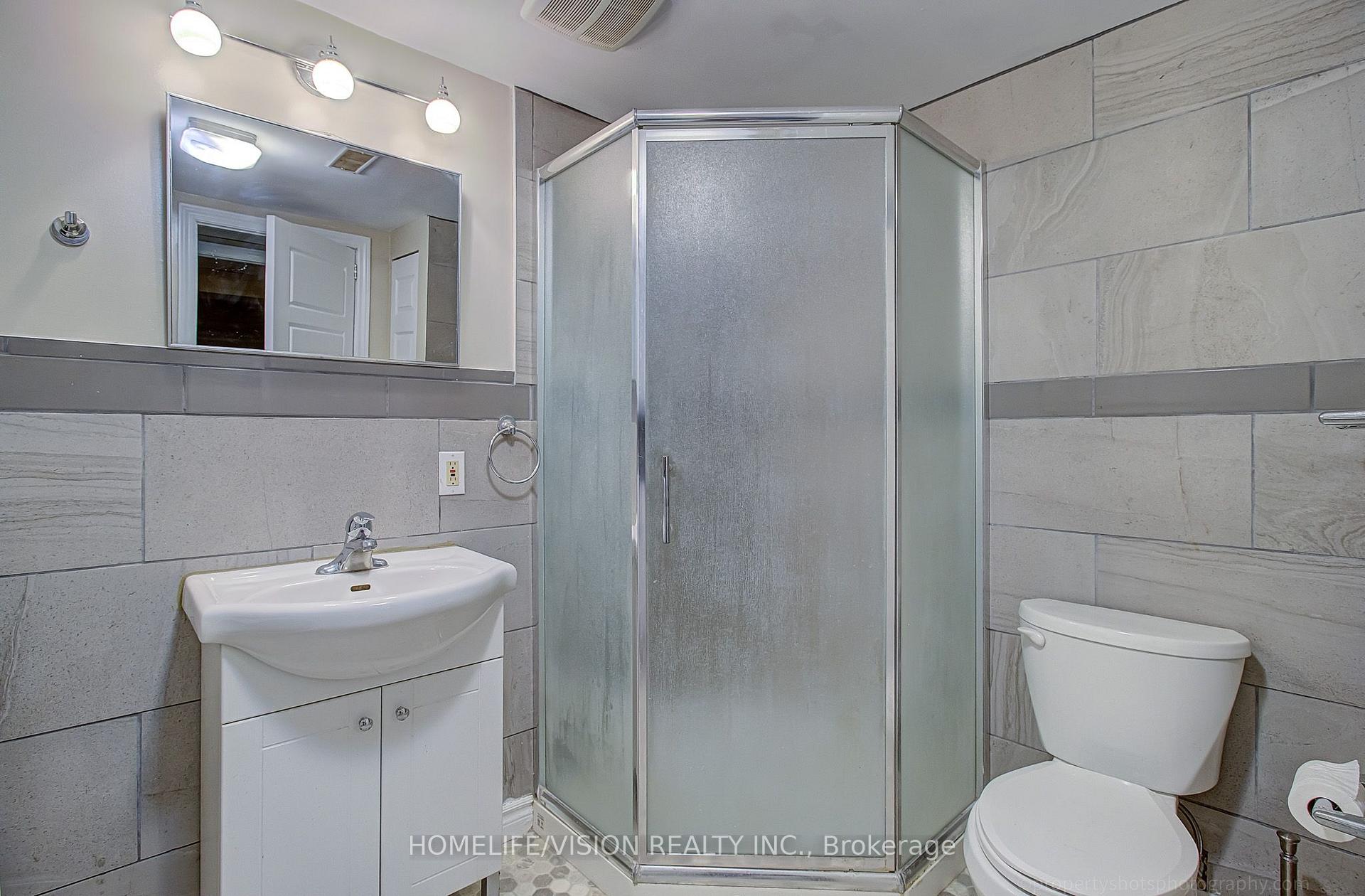 Photo 28 of 25 Radcliffe Drive, Kitchener, Country Hills West — HOMEH