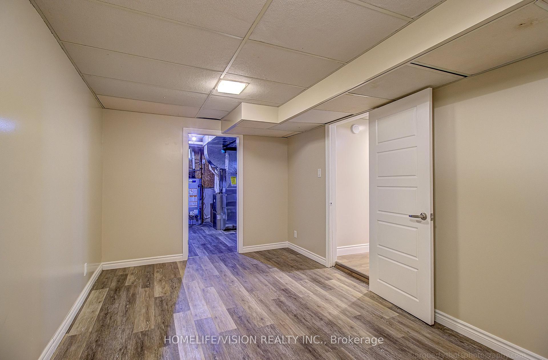 Photo 31 of 25 Radcliffe Drive, Kitchener, Country Hills West — HOMEH