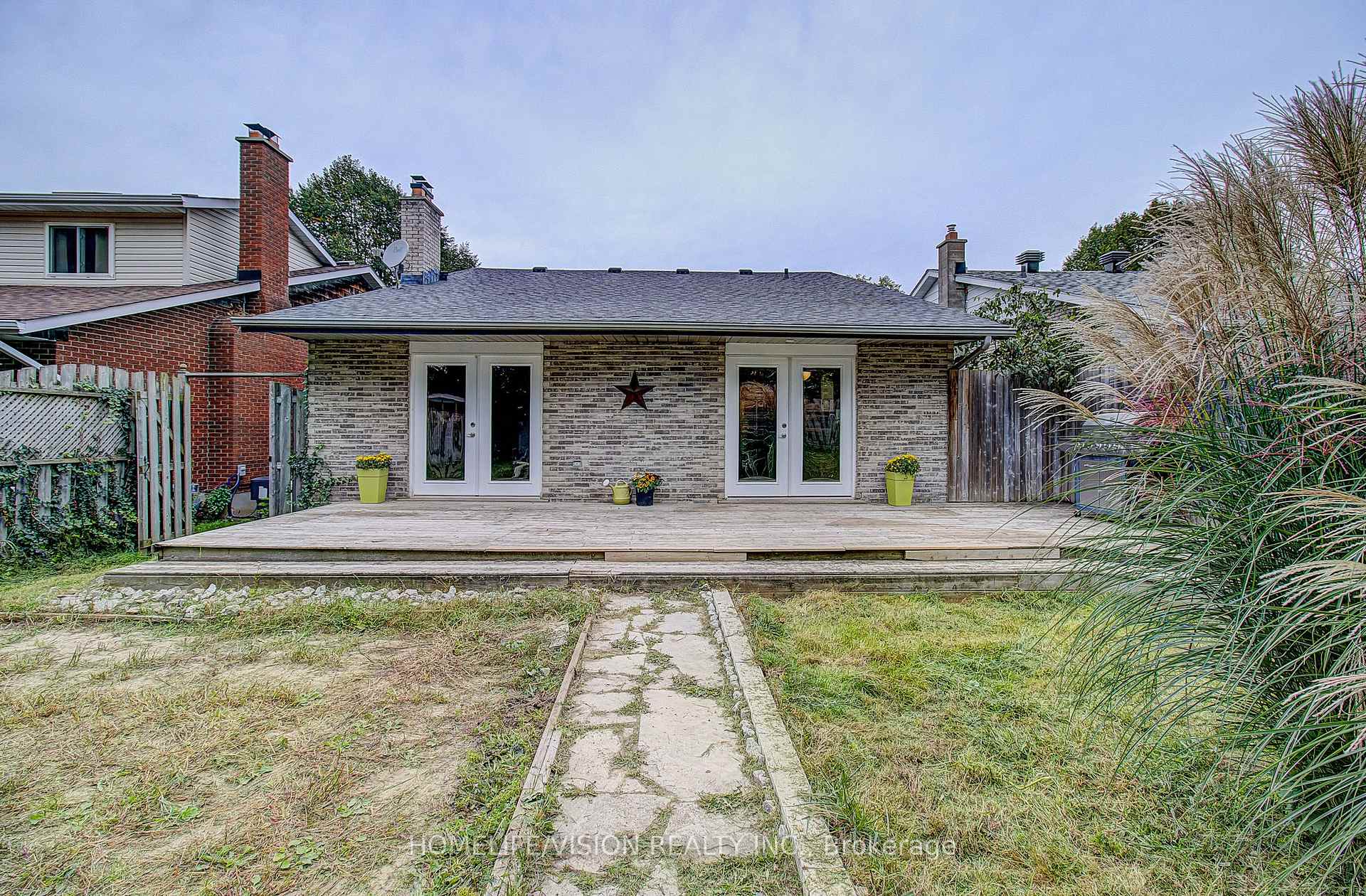 Photo 33 of 25 Radcliffe Drive, Kitchener, Country Hills West — HOMEH