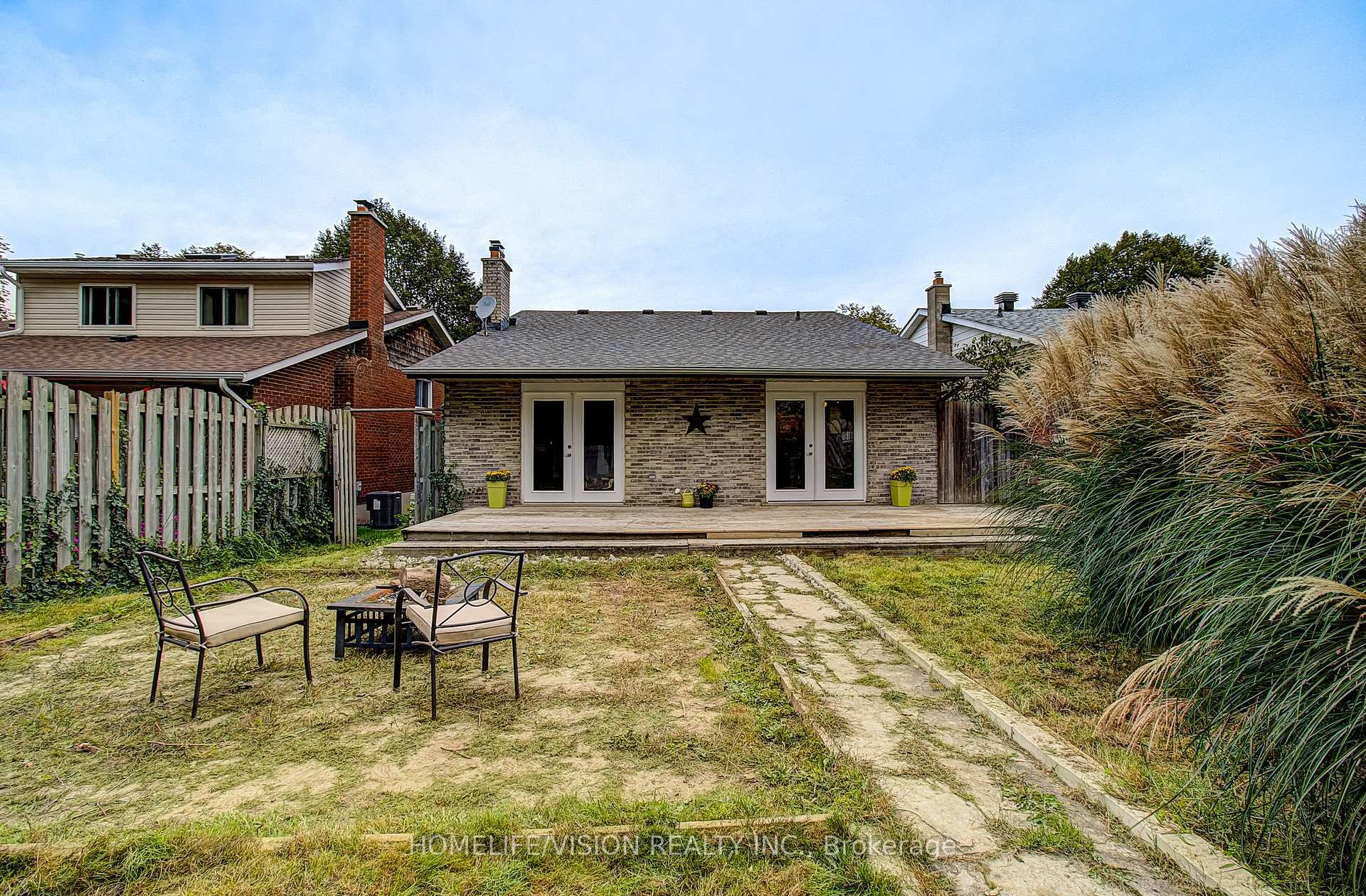 Photo 34 of 25 Radcliffe Drive, Kitchener, Country Hills West — HOMEH