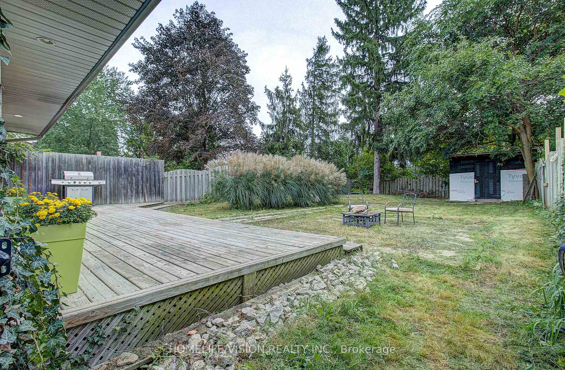 Photo 36 of 25 Radcliffe Drive, Kitchener, Country Hills West — HOMEH