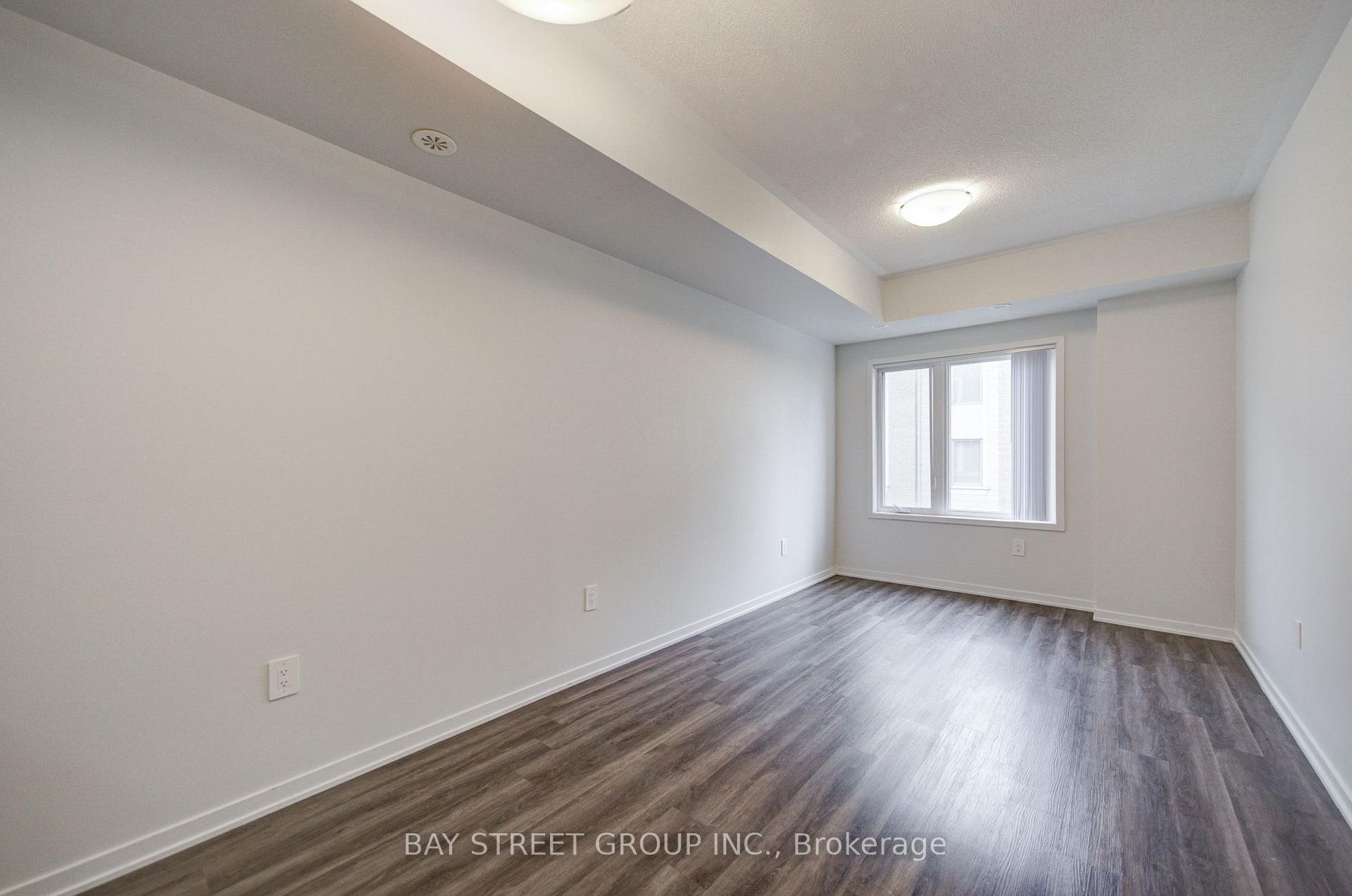 Photo 10 of Unit TH3, 11 Honeycrisp Crescent, Vaughan, Vaughan Corporate Centre — HOMEH