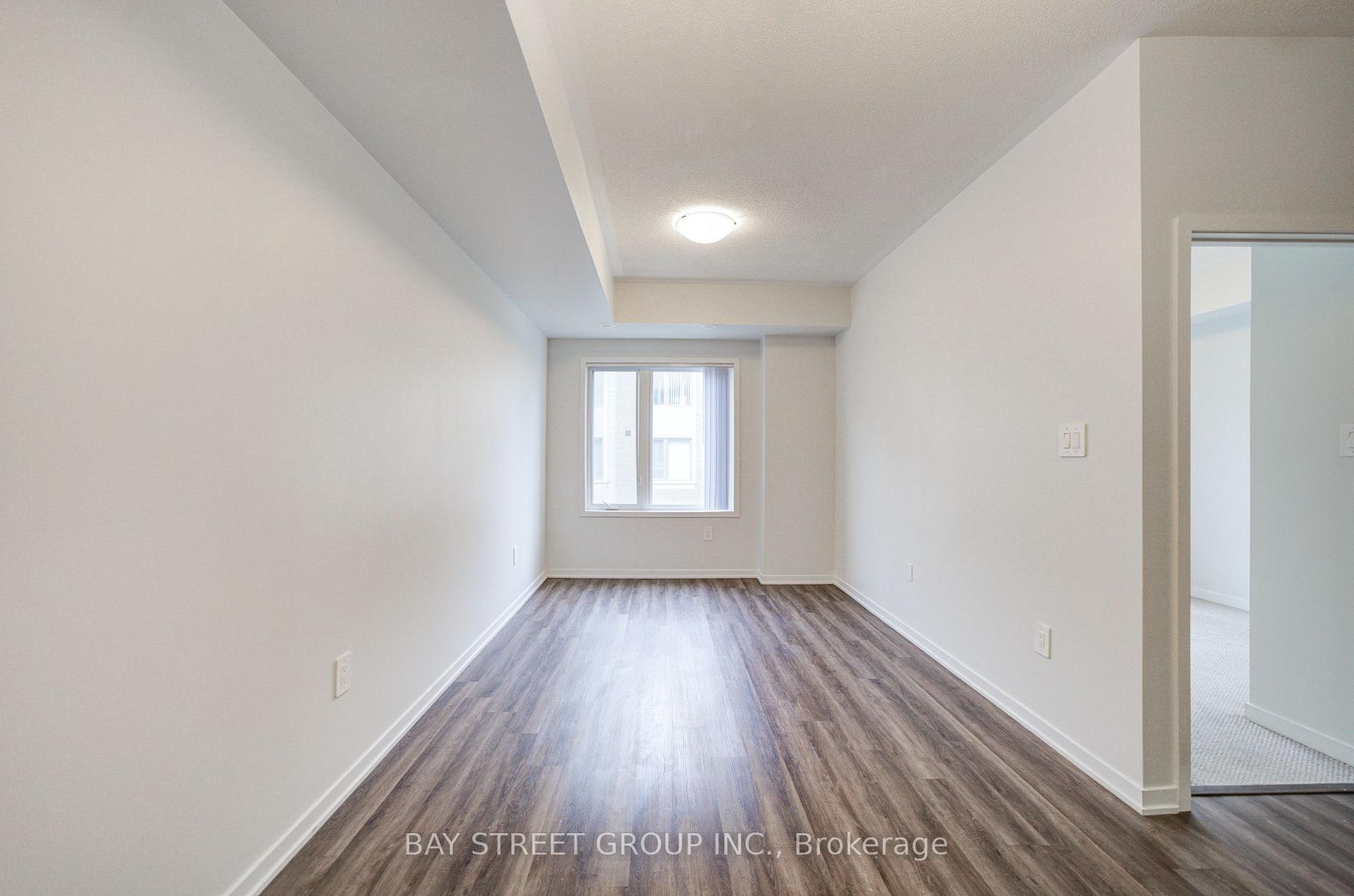 Photo 11 of Unit TH3, 11 Honeycrisp Crescent, Vaughan, Vaughan Corporate Centre — HOMEH