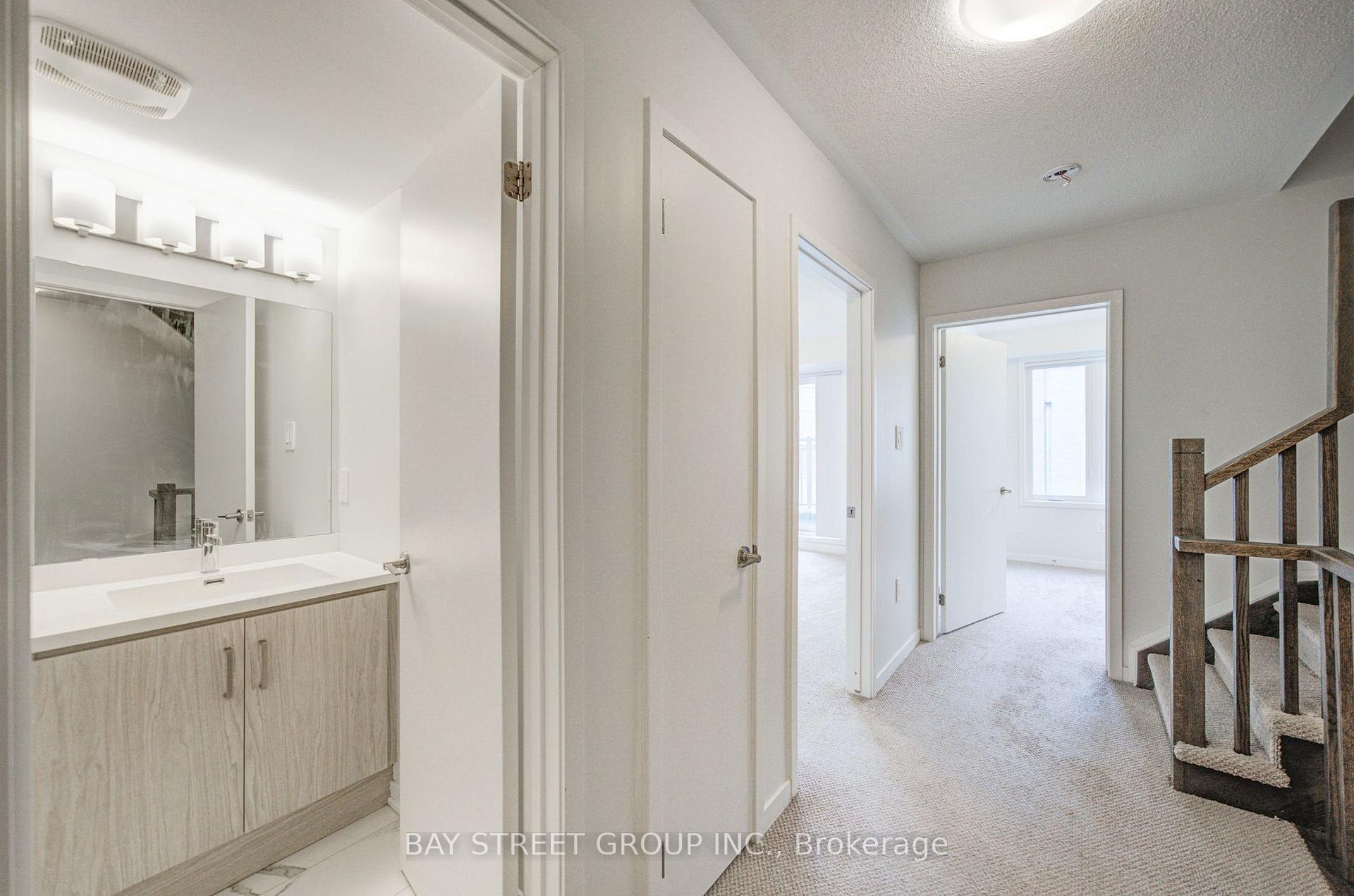 Photo 19 of Unit TH3, 11 Honeycrisp Crescent, Vaughan, Vaughan Corporate Centre — HOMEH