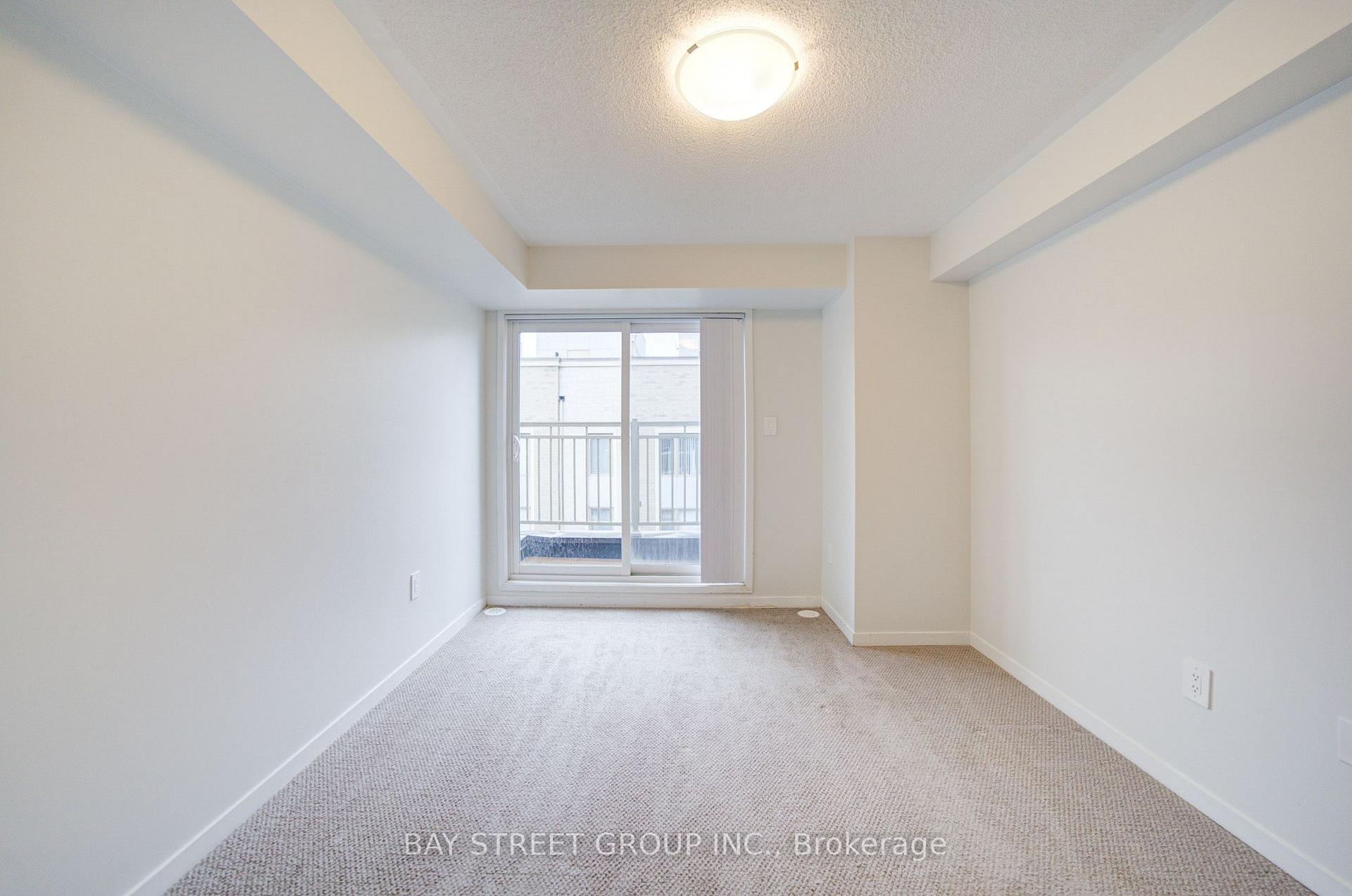 Photo 24 of Unit TH3, 11 Honeycrisp Crescent, Vaughan, Vaughan Corporate Centre — HOMEH