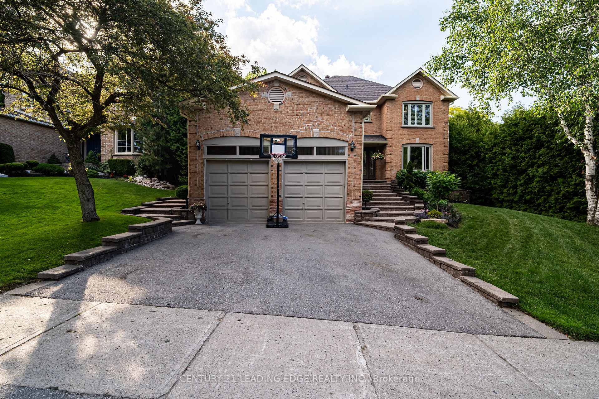 Photo 2 of 53 McClenny Drive, Aurora, Aurora Highlands — HOMEH