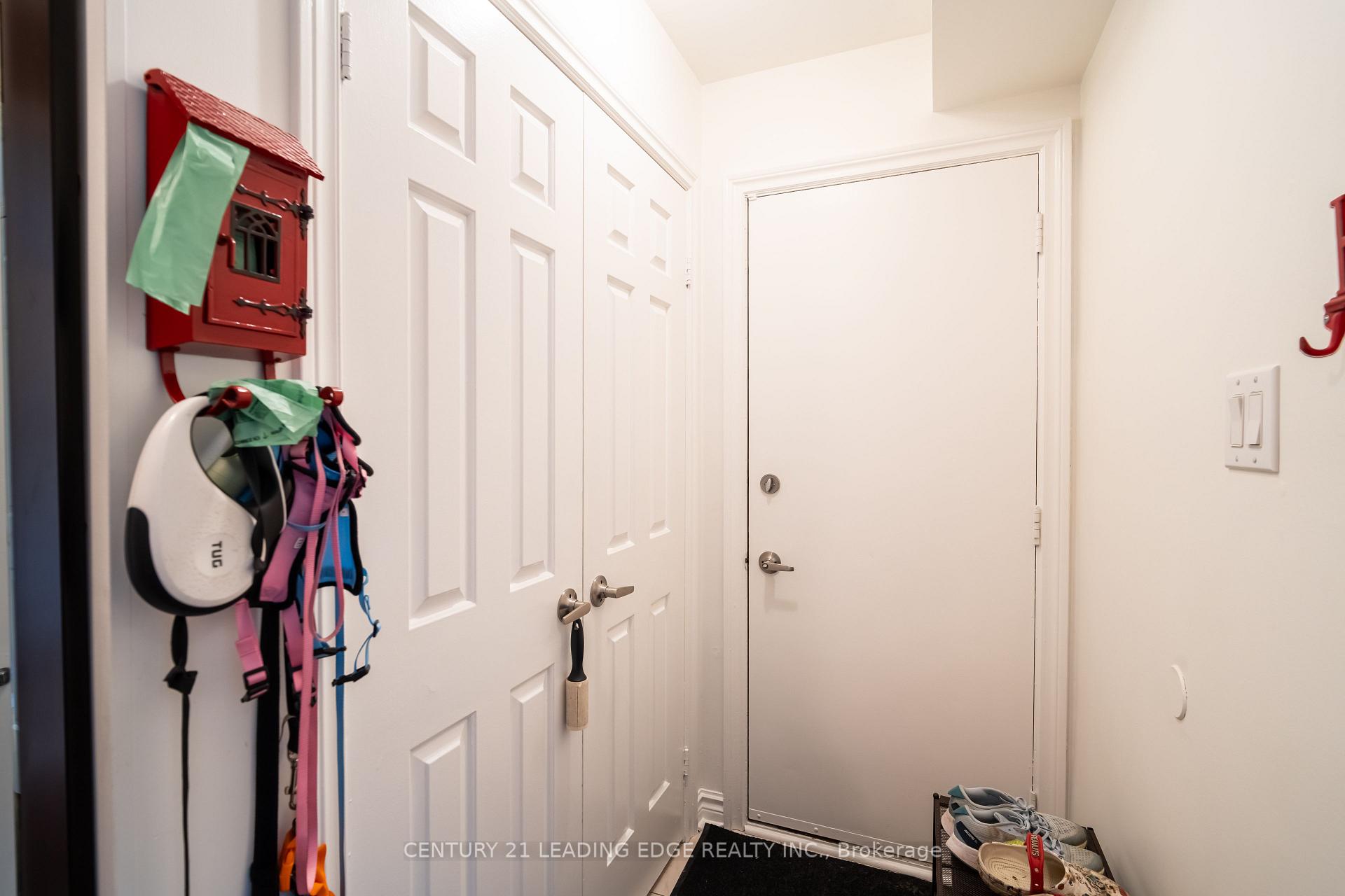 Photo 8 of 53 McClenny Drive, Aurora, Aurora Highlands — HOMEH