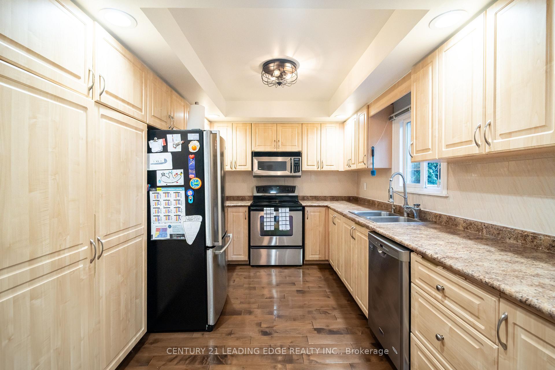 Photo 10 of 53 McClenny Drive, Aurora, Aurora Highlands — HOMEH