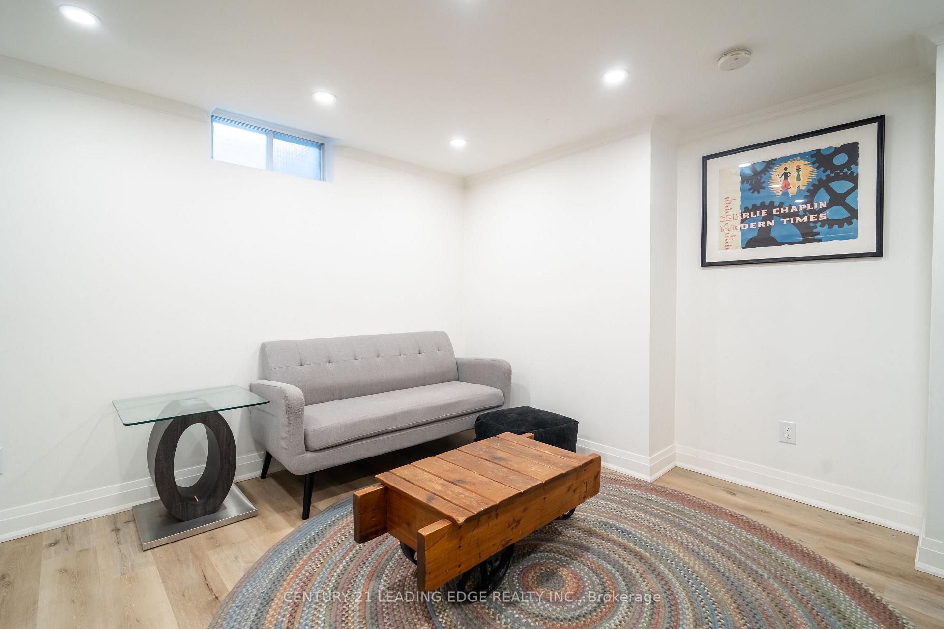 Photo 37 of 53 McClenny Drive, Aurora, Aurora Highlands — HOMEH