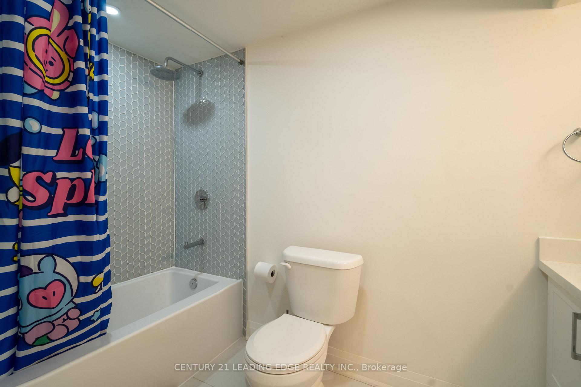 Photo 40 of 53 McClenny Drive, Aurora, Aurora Highlands — HOMEH