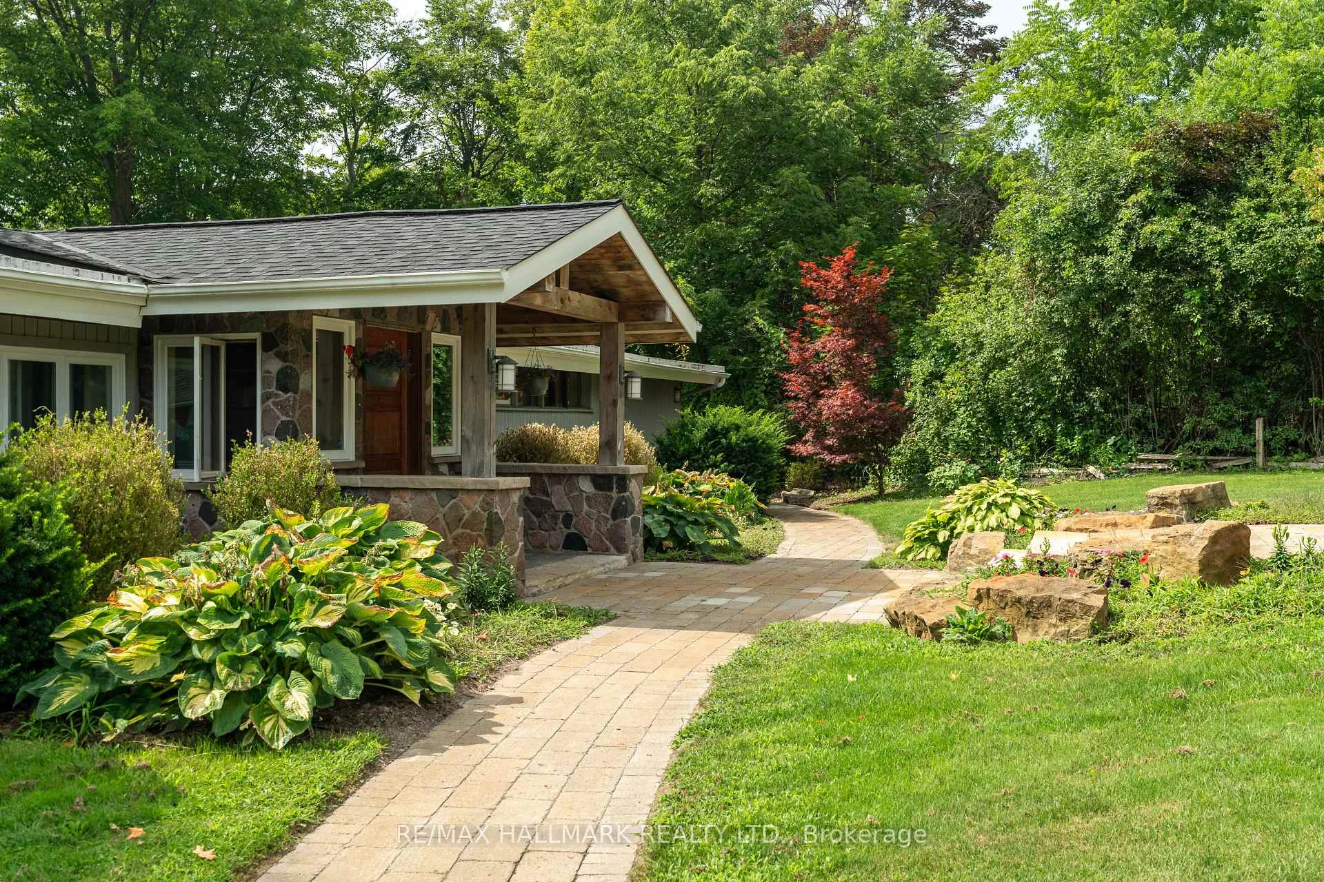 Photo 2 of 6165 19th Avenue, Markham, Rural Markham — HOMEH