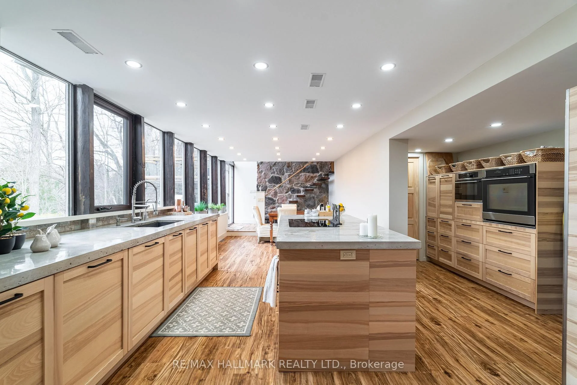 Photo 10 of 6165 19th Avenue, Markham, Rural Markham — HOMEH