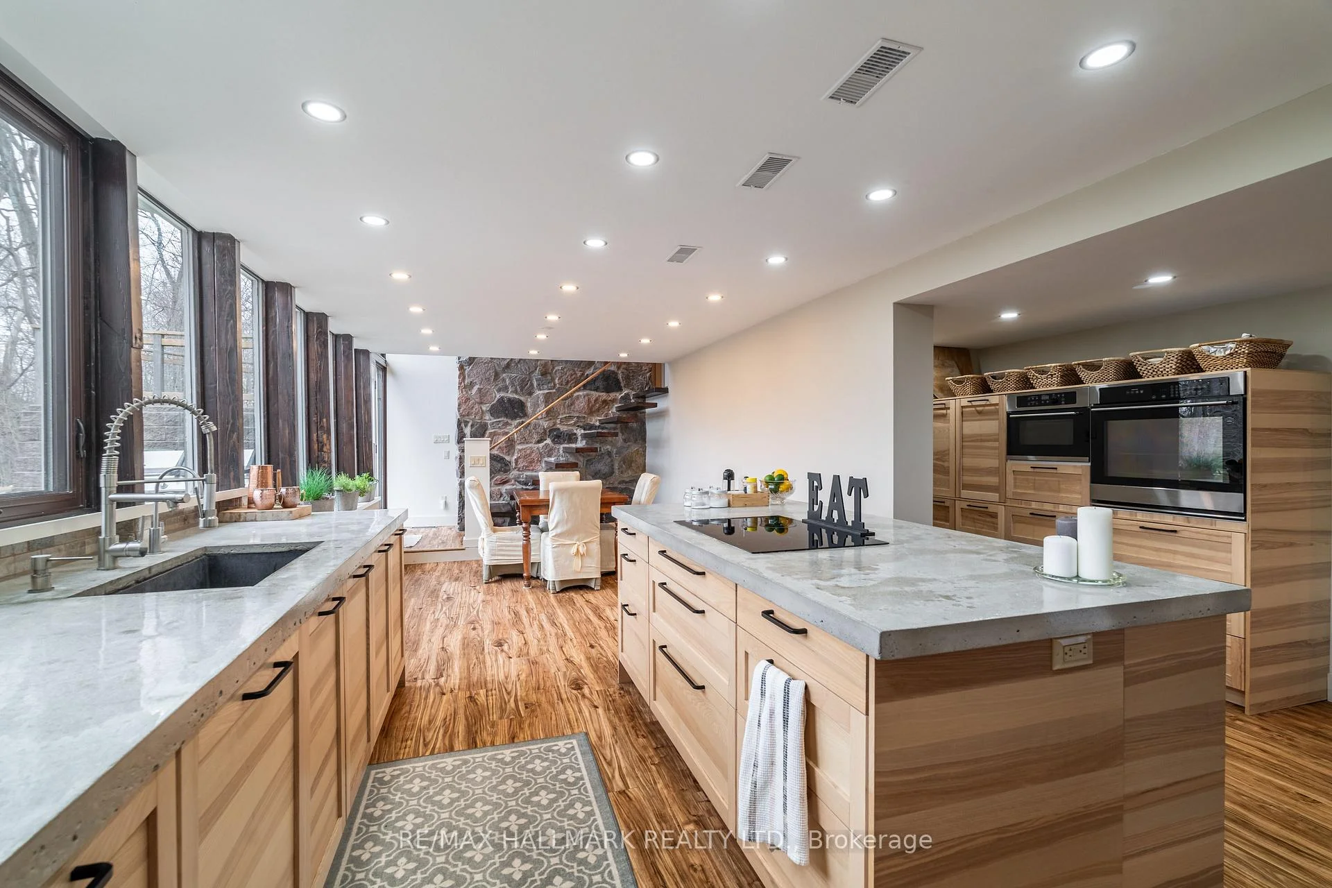 Photo 11 of 6165 19th Avenue, Markham, Rural Markham — HOMEH