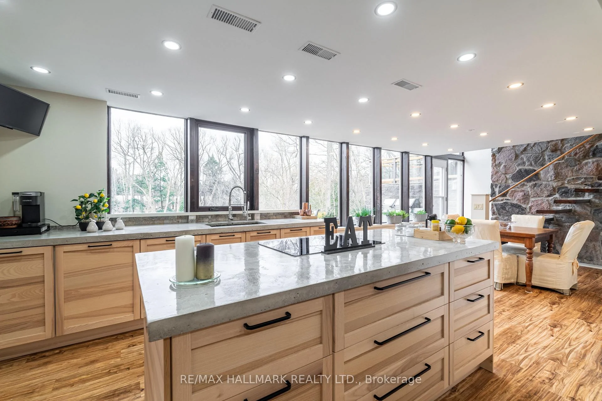Photo 12 of 6165 19th Avenue, Markham, Rural Markham — HOMEH