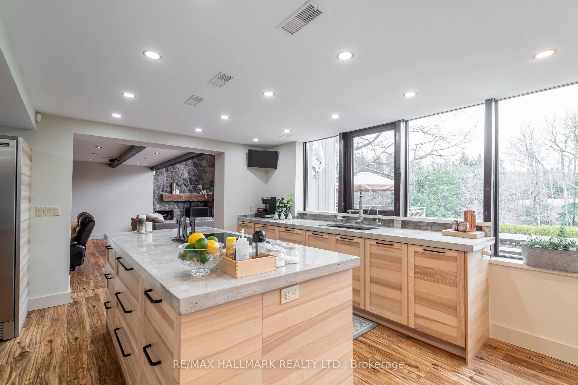 Photo 13 of 6165 19th Avenue, Markham, Rural Markham — HOMEH