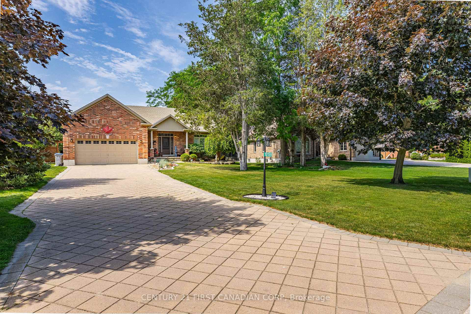 Photo of 10159 Meadowlily Crescent