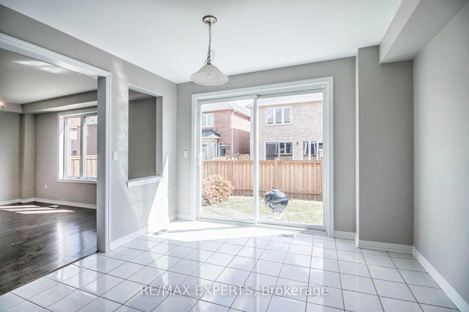 Photo 8 of Unit Upper, 15 Giltspur Road, Brampton, Northwest Brampton — HOMEH