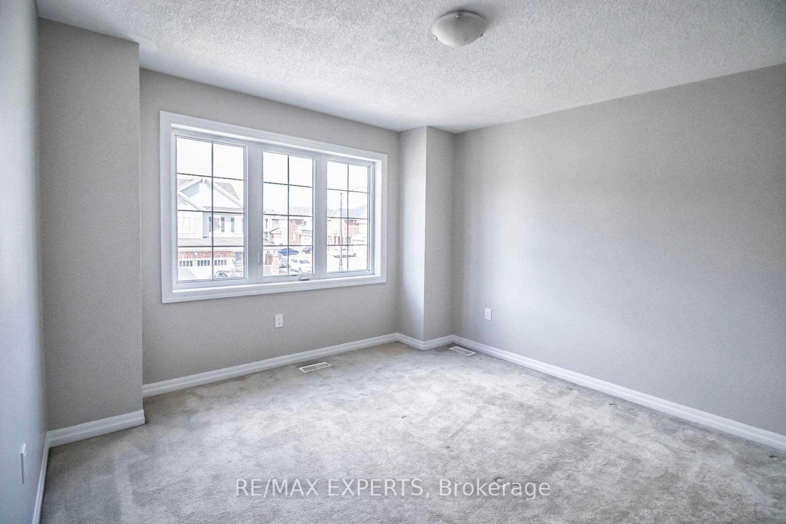 Photo 17 of Unit Upper, 15 Giltspur Road, Brampton, Northwest Brampton — HOMEH