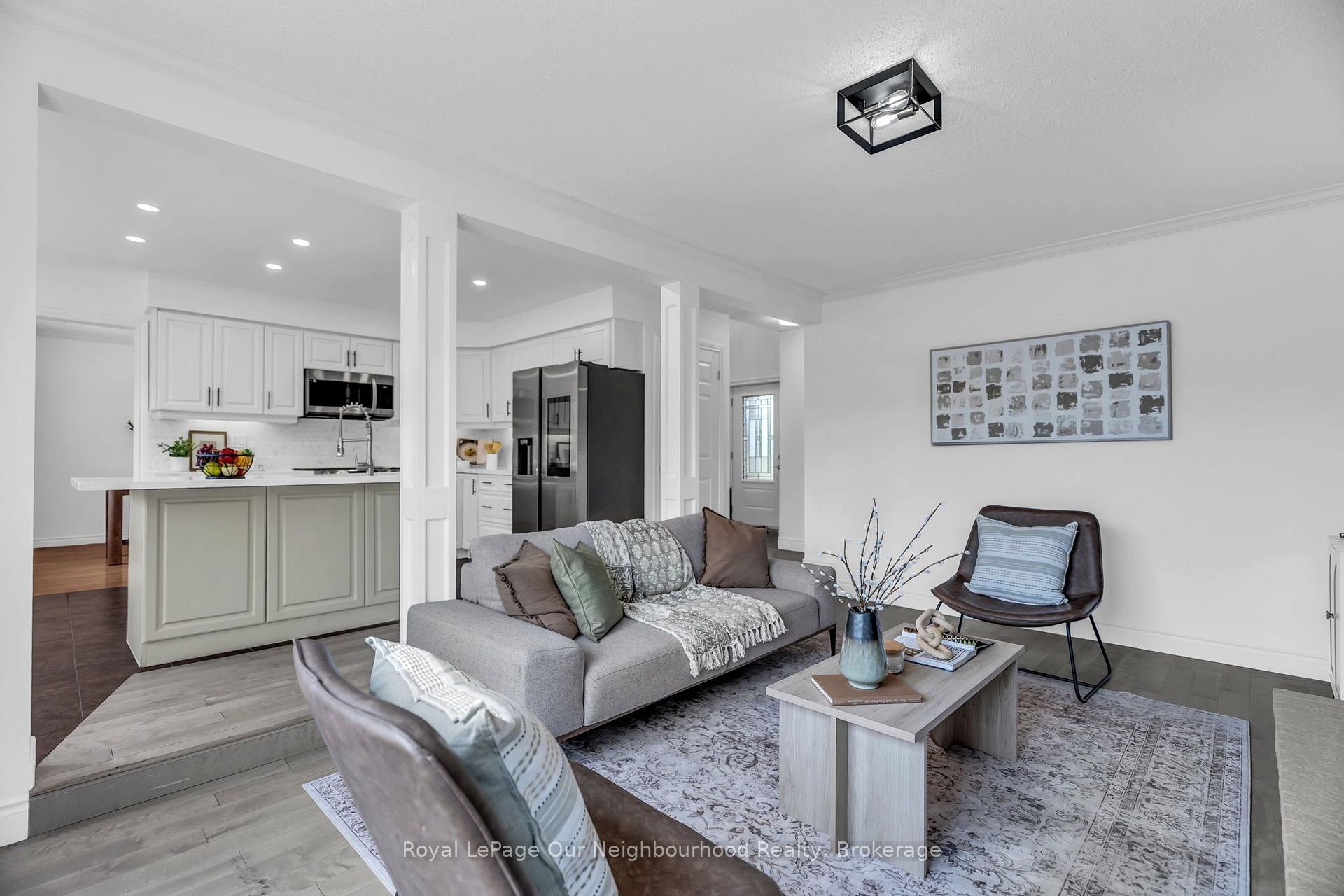 Photo 14 of 135 Kanata Crescent, London, South N — HOMEH