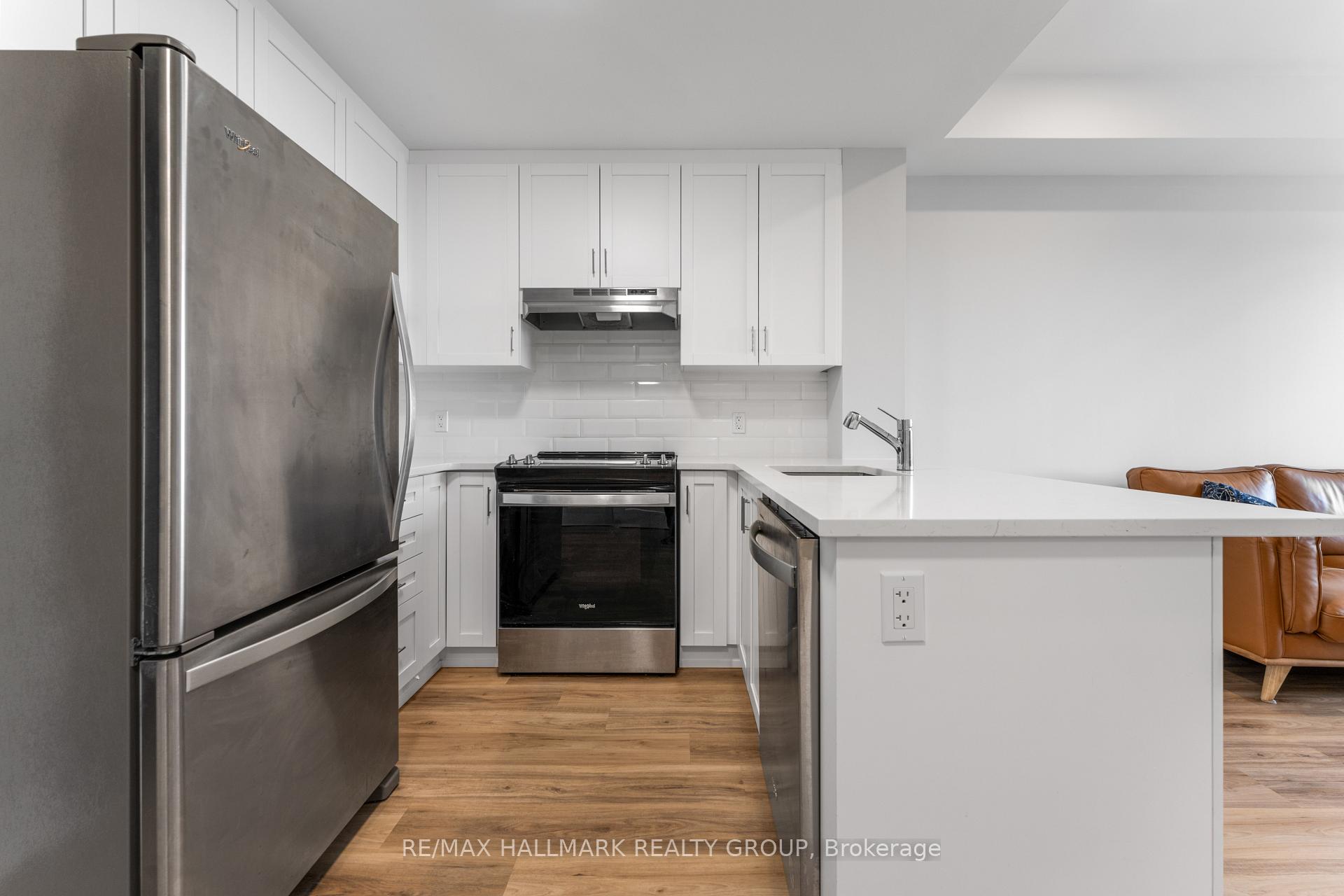 Photo 5 of Unit 411, 1350 Hemlock Road, Ottawa, CFB Rockcliffe and Area — HOMEH