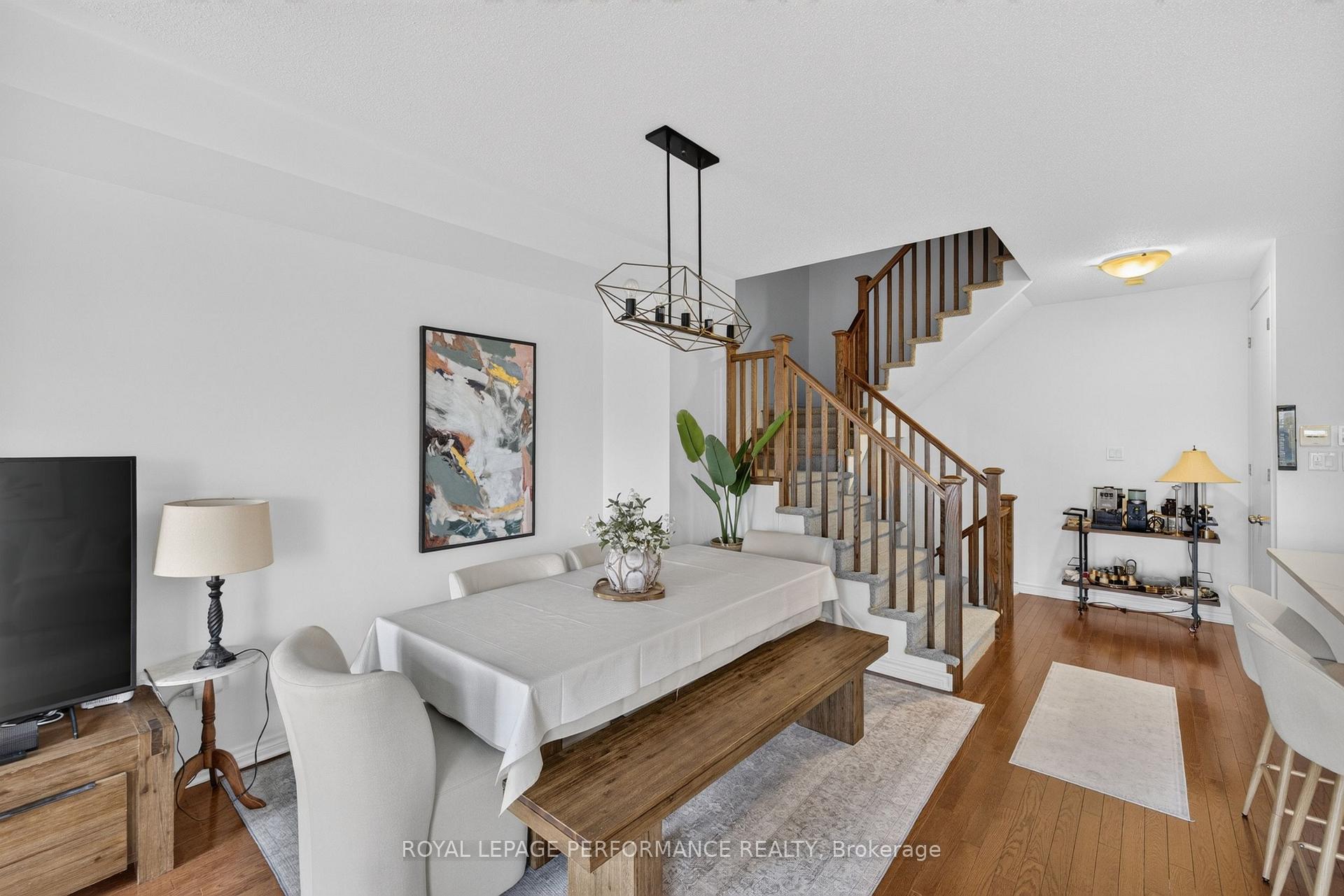 Photo 13 of 105 Chaperal Private, Ottawa, Avalon West — HOMEH