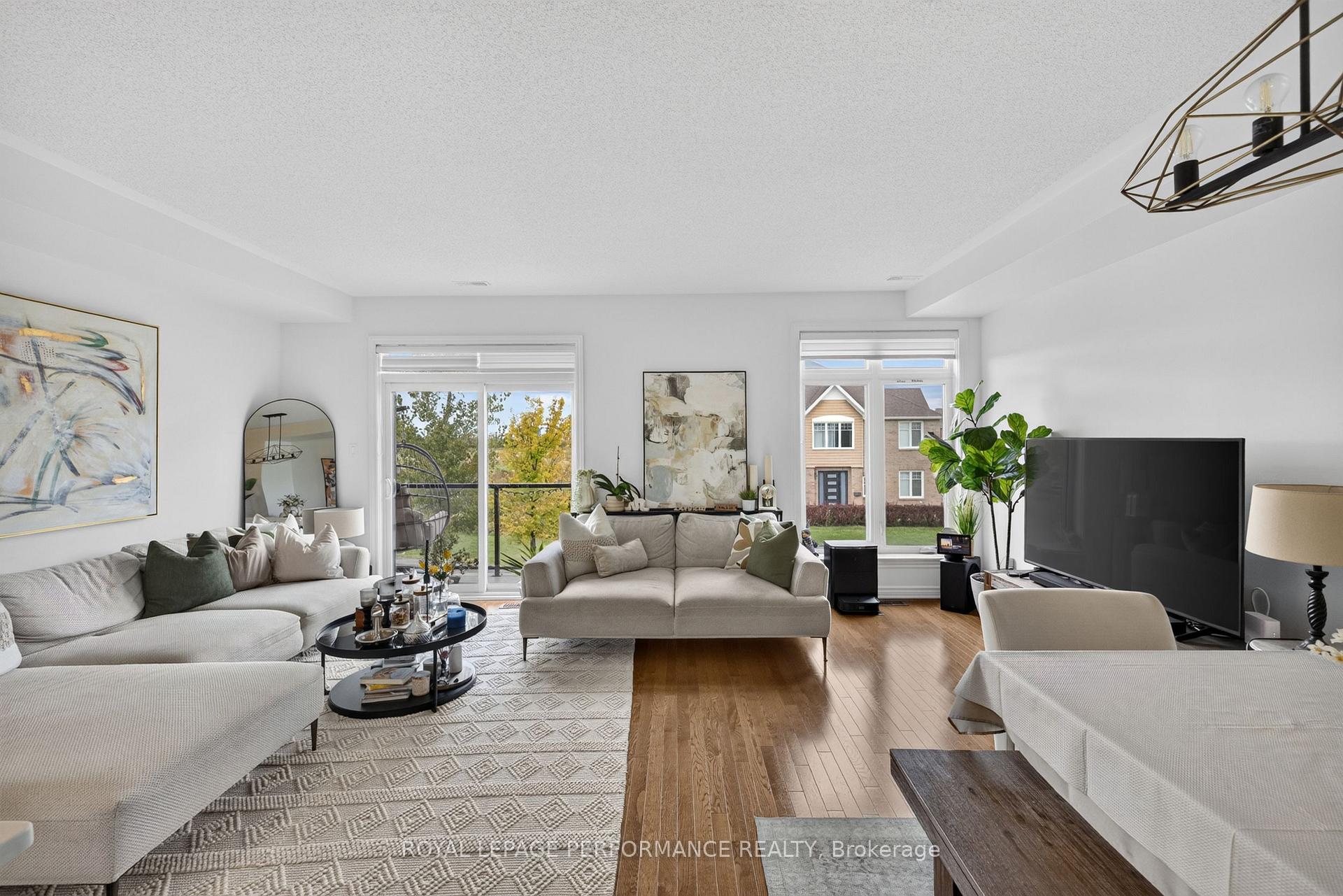 Photo 16 of 105 Chaperal Private, Ottawa, Avalon West — HOMEH