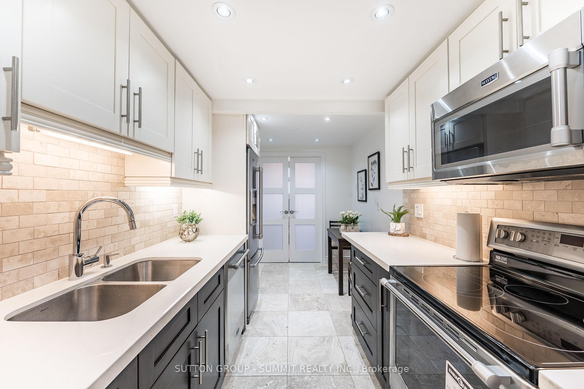 Photo 9 of Unit 1608, 299 Mill Road, Etobicoke, Markland Wood — HOMEH