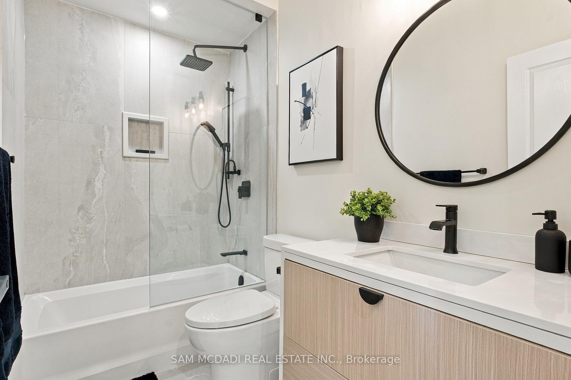 Photo 26 of 25 Premium Way, Mississauga, Cooksville — HOMEH