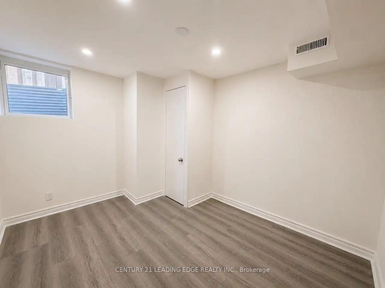 Photo 10 of Unit Basement Apartment, 46 Hillcroft Drive, Markham, Milliken Mills East — HOMEH