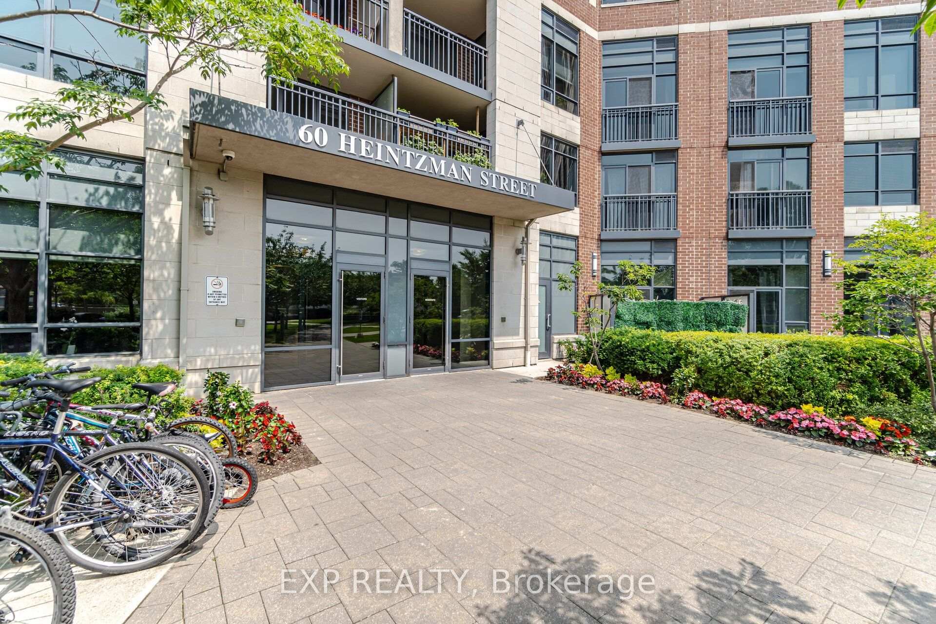 Photo of Unit 1030, 60 Heintzman Street