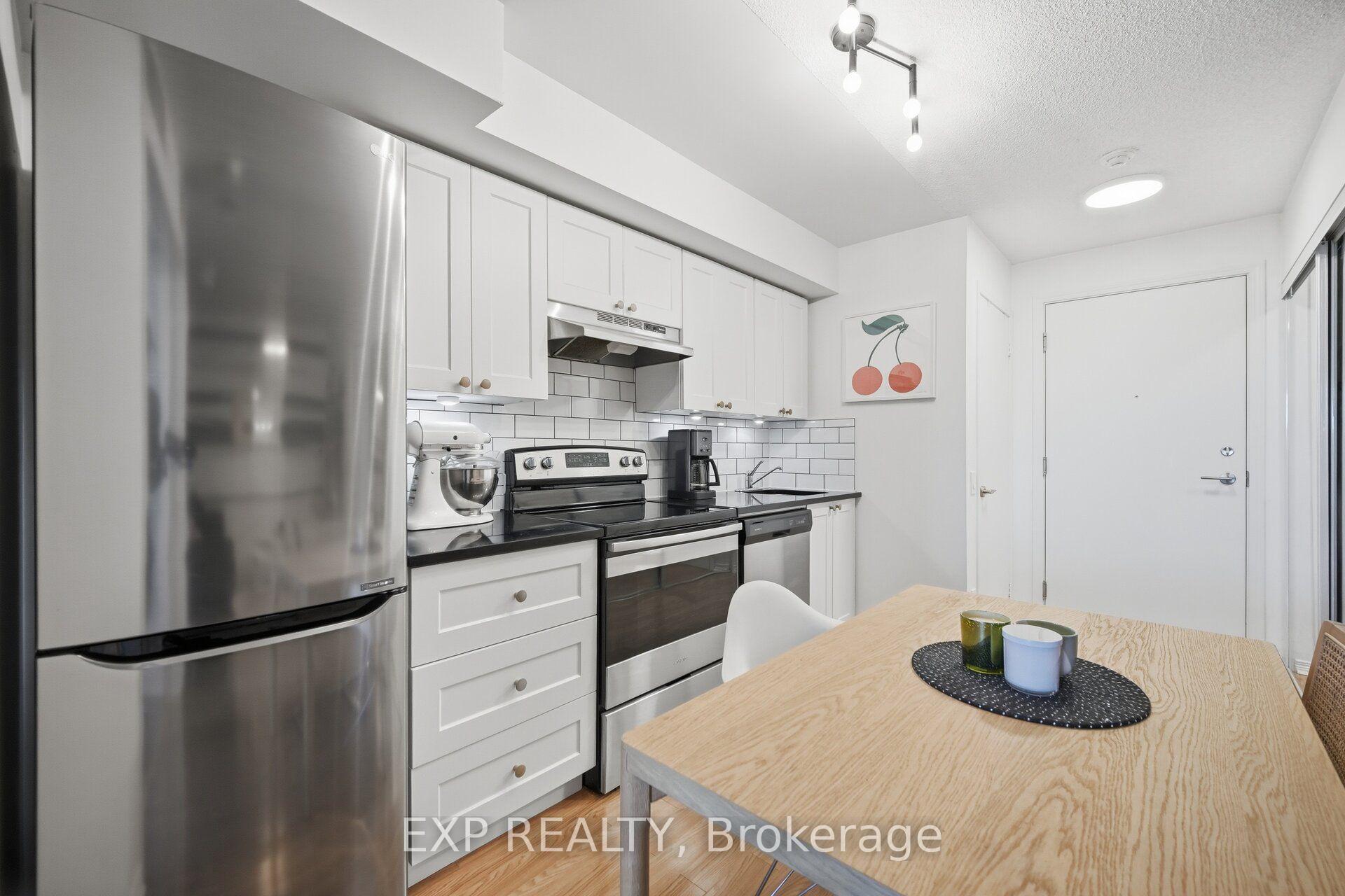 Photo 5 of Unit 1030, 60 Heintzman Street, Toronto, Junction Area — HOMEH