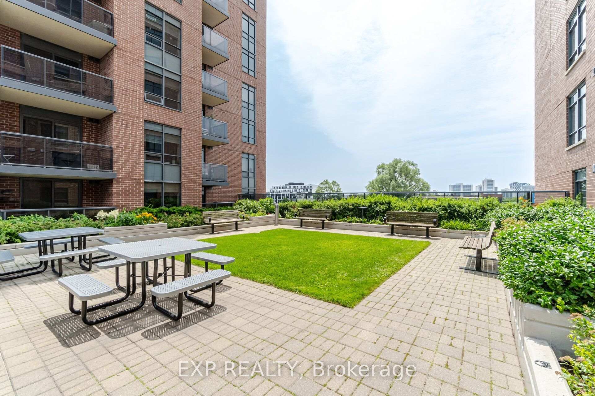 Photo 26 of Unit 1030, 60 Heintzman Street, Toronto, Junction Area — HOMEH
