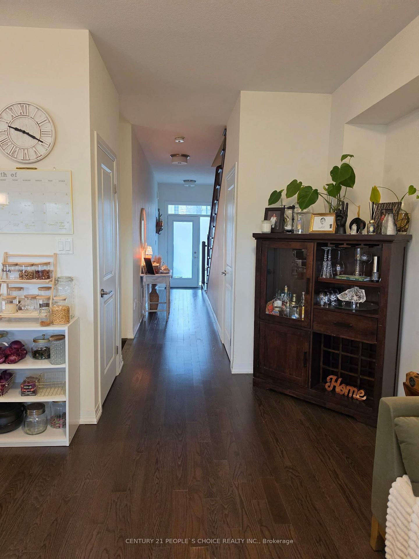 Photo 3 of 49 George Brier Drive, Brant, Paris — HOMEH
