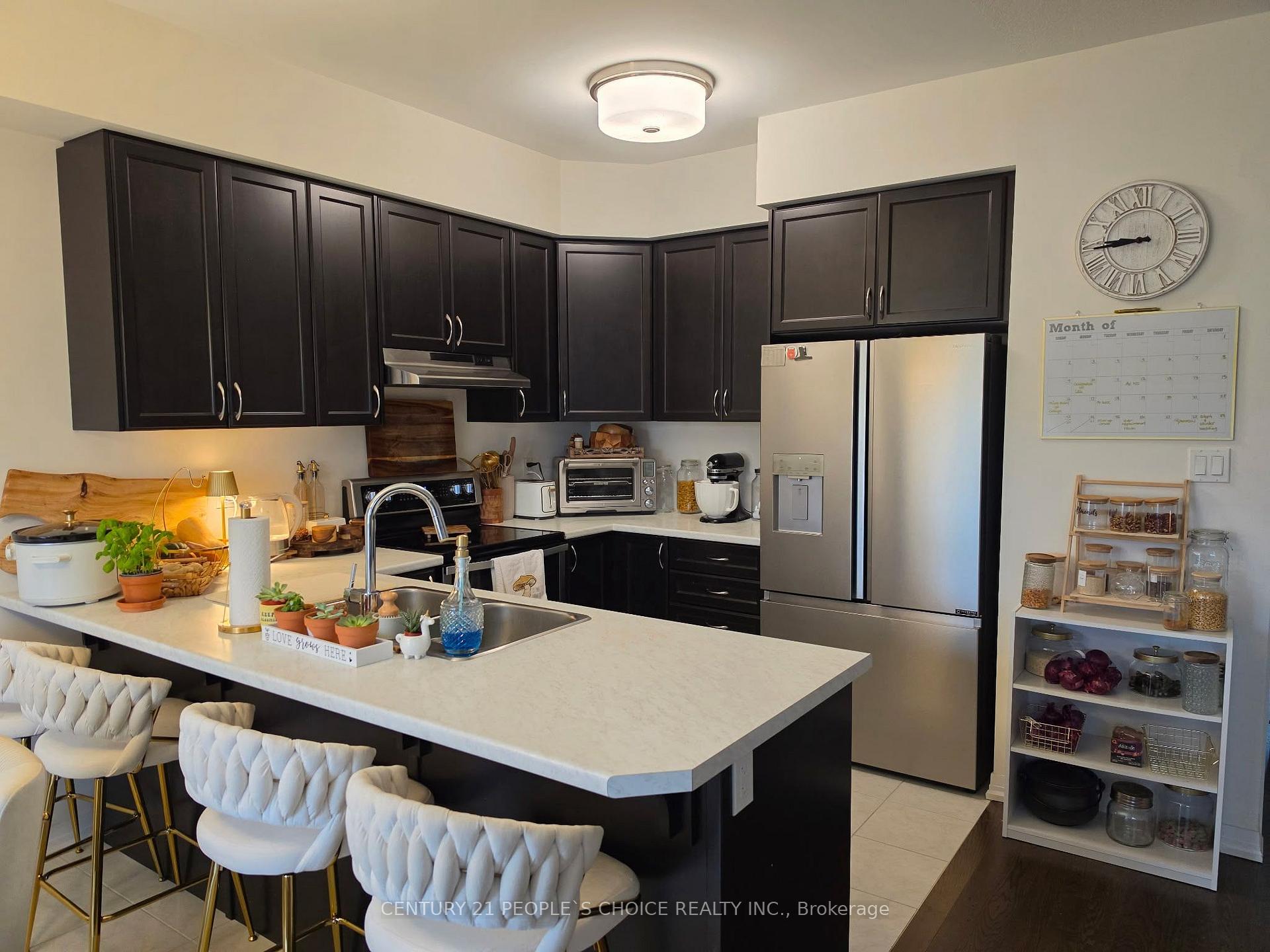 Photo 5 of 49 George Brier Drive, Brant, Paris — HOMEH