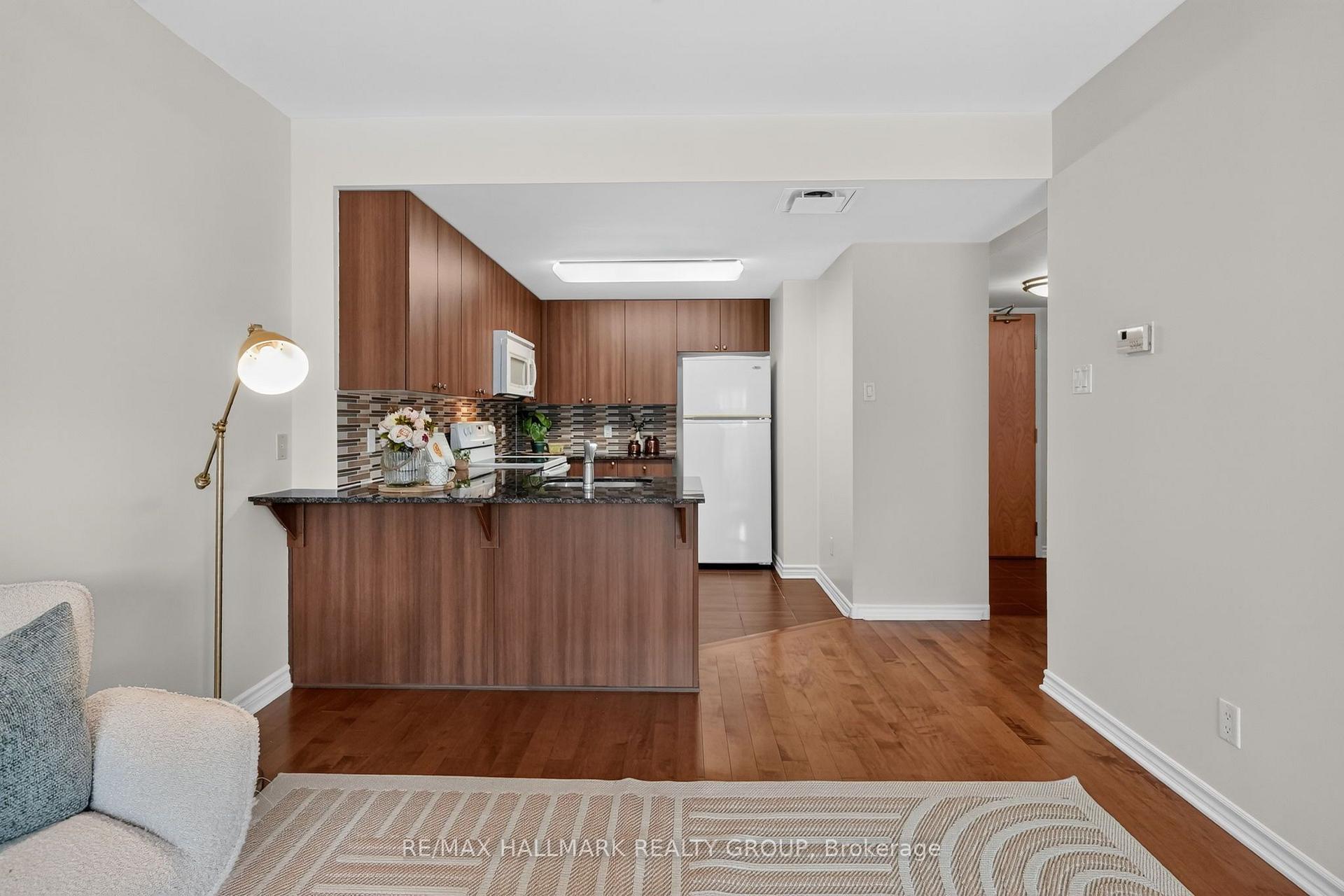 Photo 10 of Unit 405, 250 Lett Street, Ottawa, West Centre Town — HOMEH