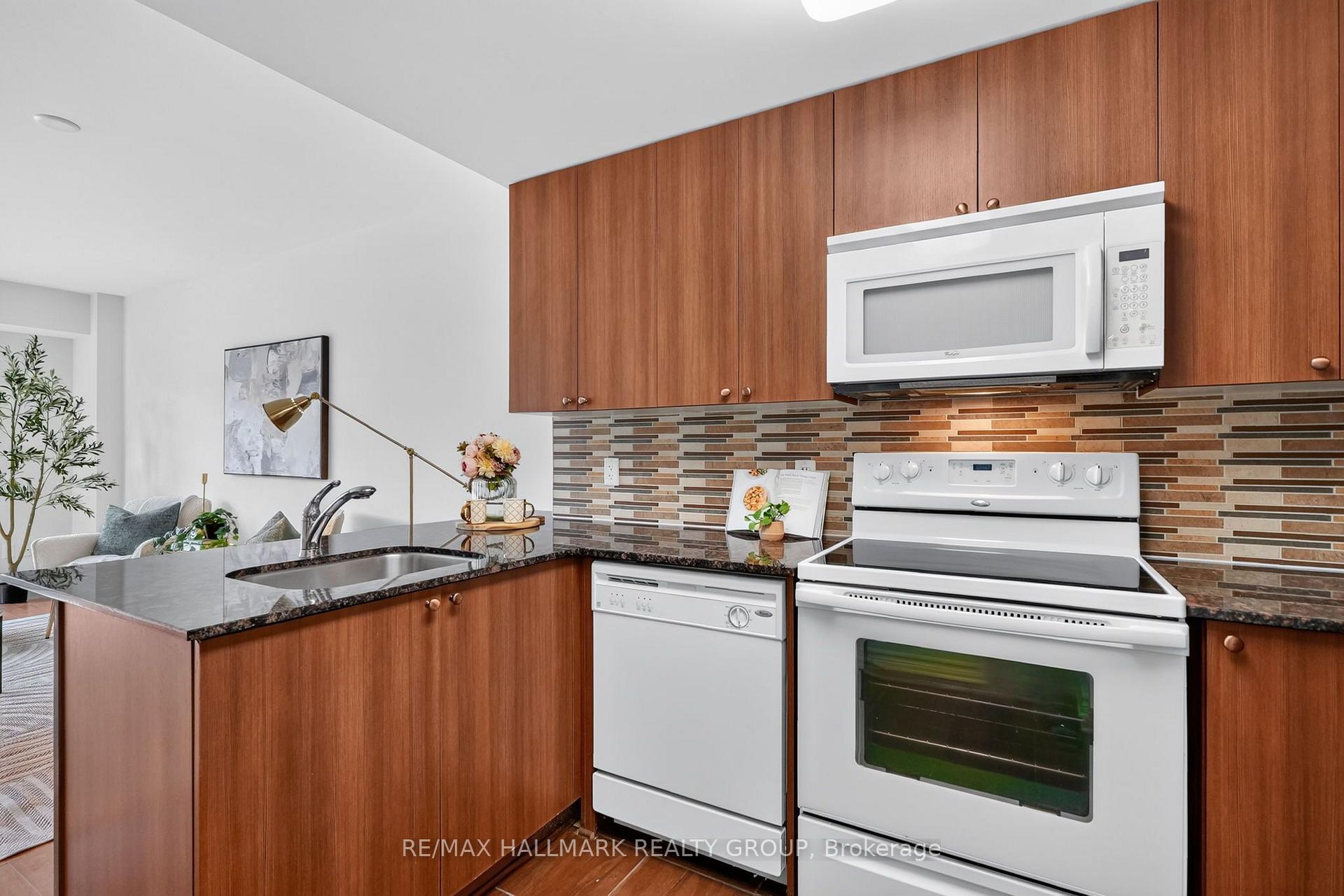 Photo 14 of Unit 405, 250 Lett Street, Ottawa, West Centre Town — HOMEH