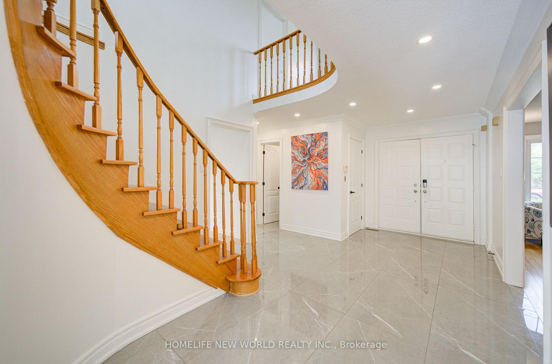 Photo 5 of 12 Bellside Drive, Markham, Markville — HOMEH