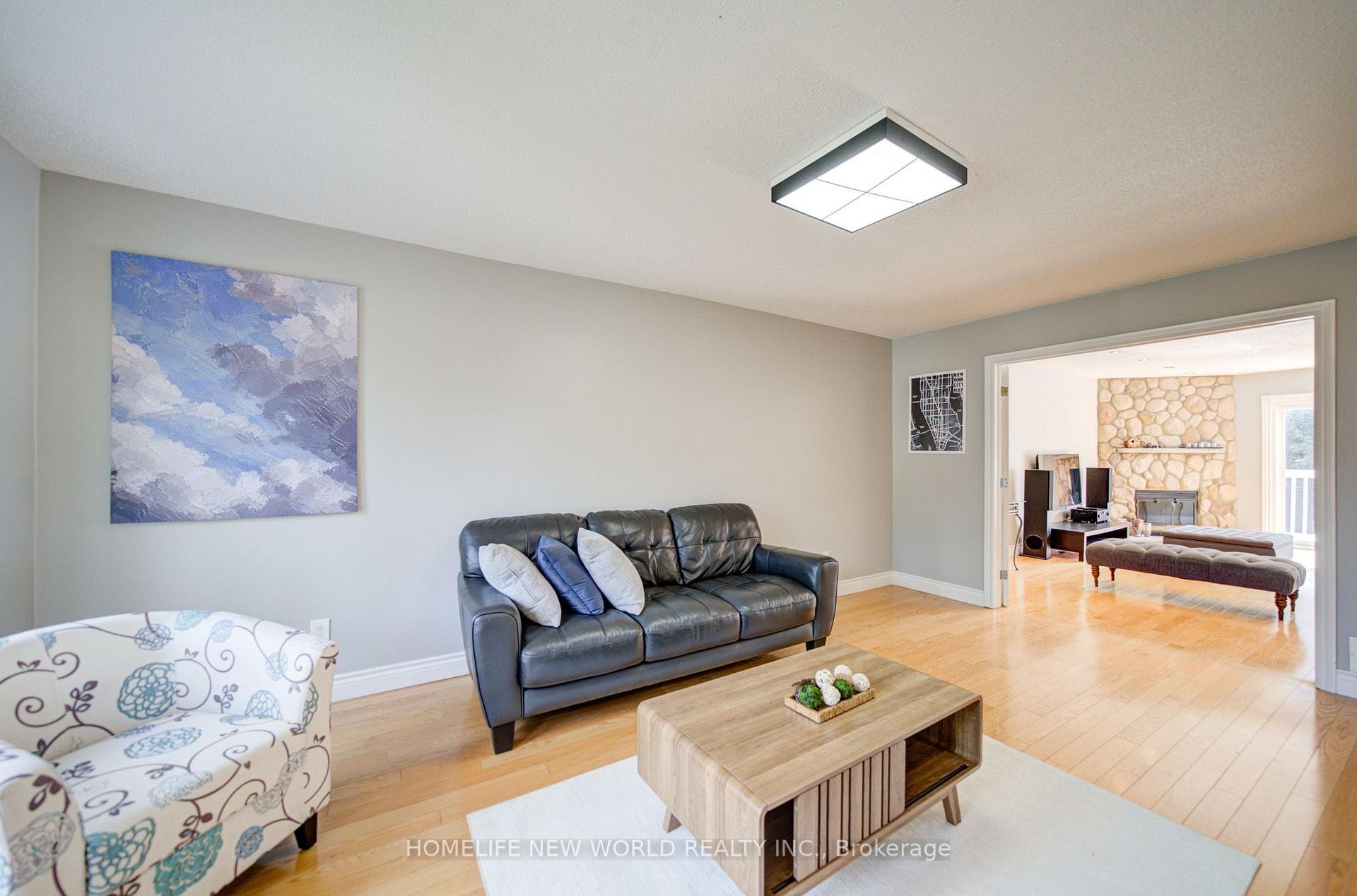 Photo 9 of 12 Bellside Drive, Markham, Markville — HOMEH