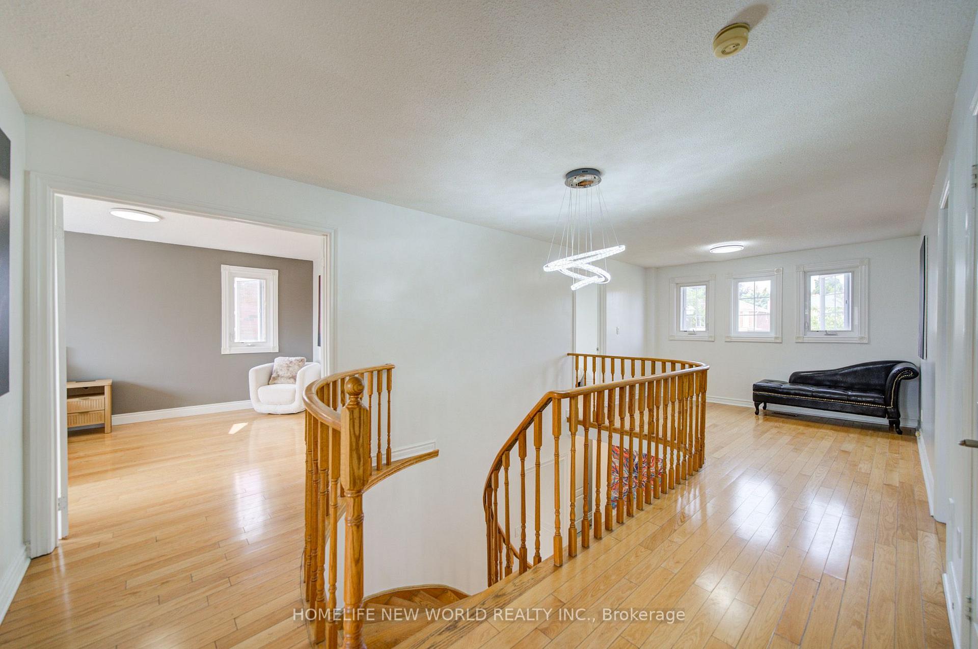 Photo 22 of 12 Bellside Drive, Markham, Markville — HOMEH