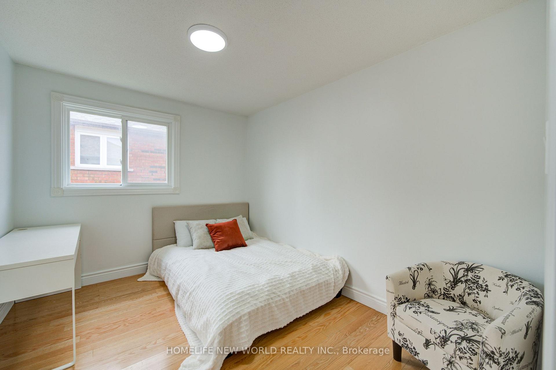 Photo 23 of 12 Bellside Drive, Markham, Markville — HOMEH