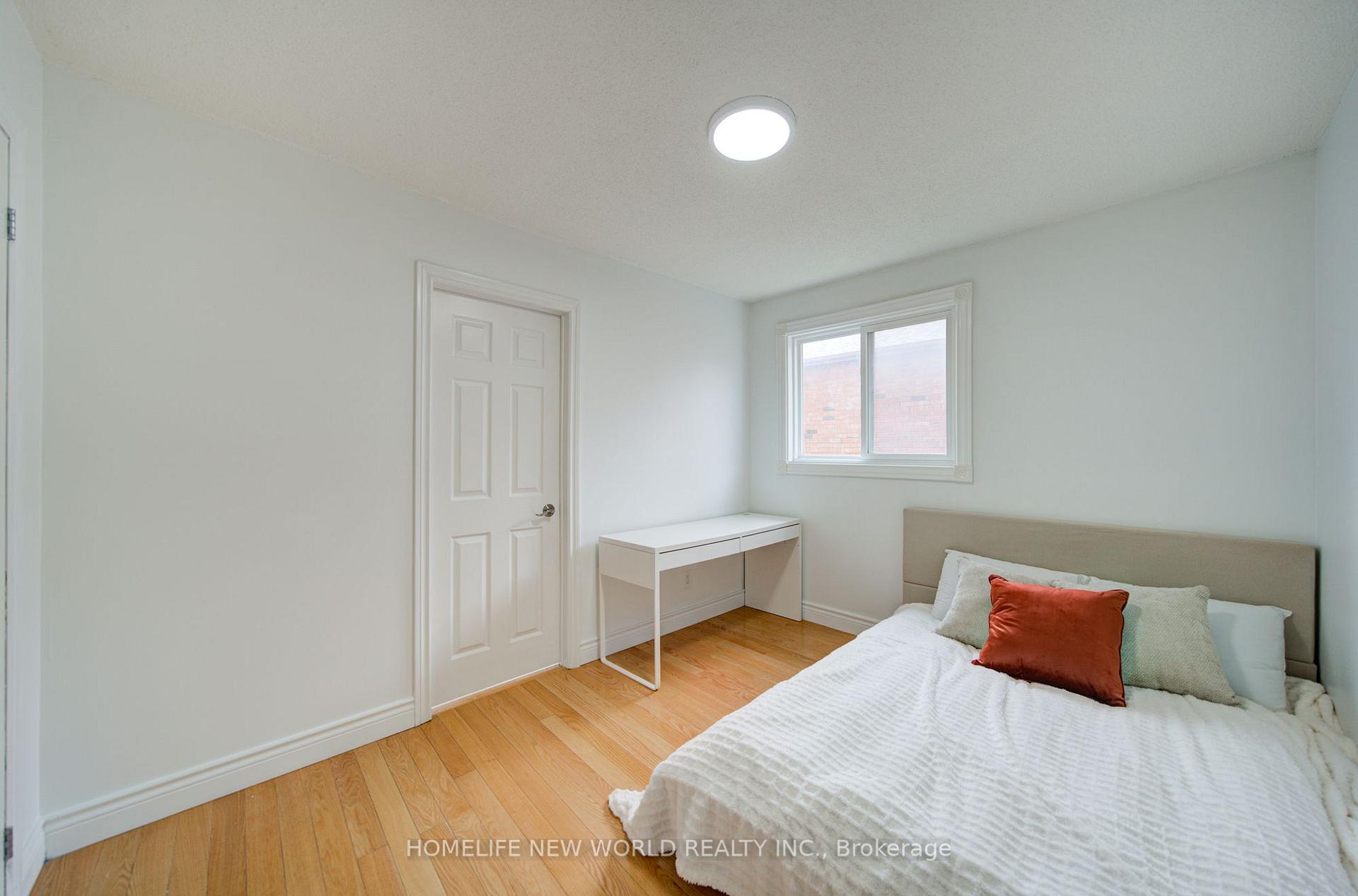 Photo 24 of 12 Bellside Drive, Markham, Markville — HOMEH