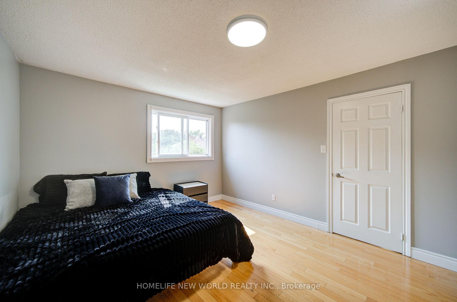 Photo 34 of 12 Bellside Drive, Markham, Markville — HOMEH