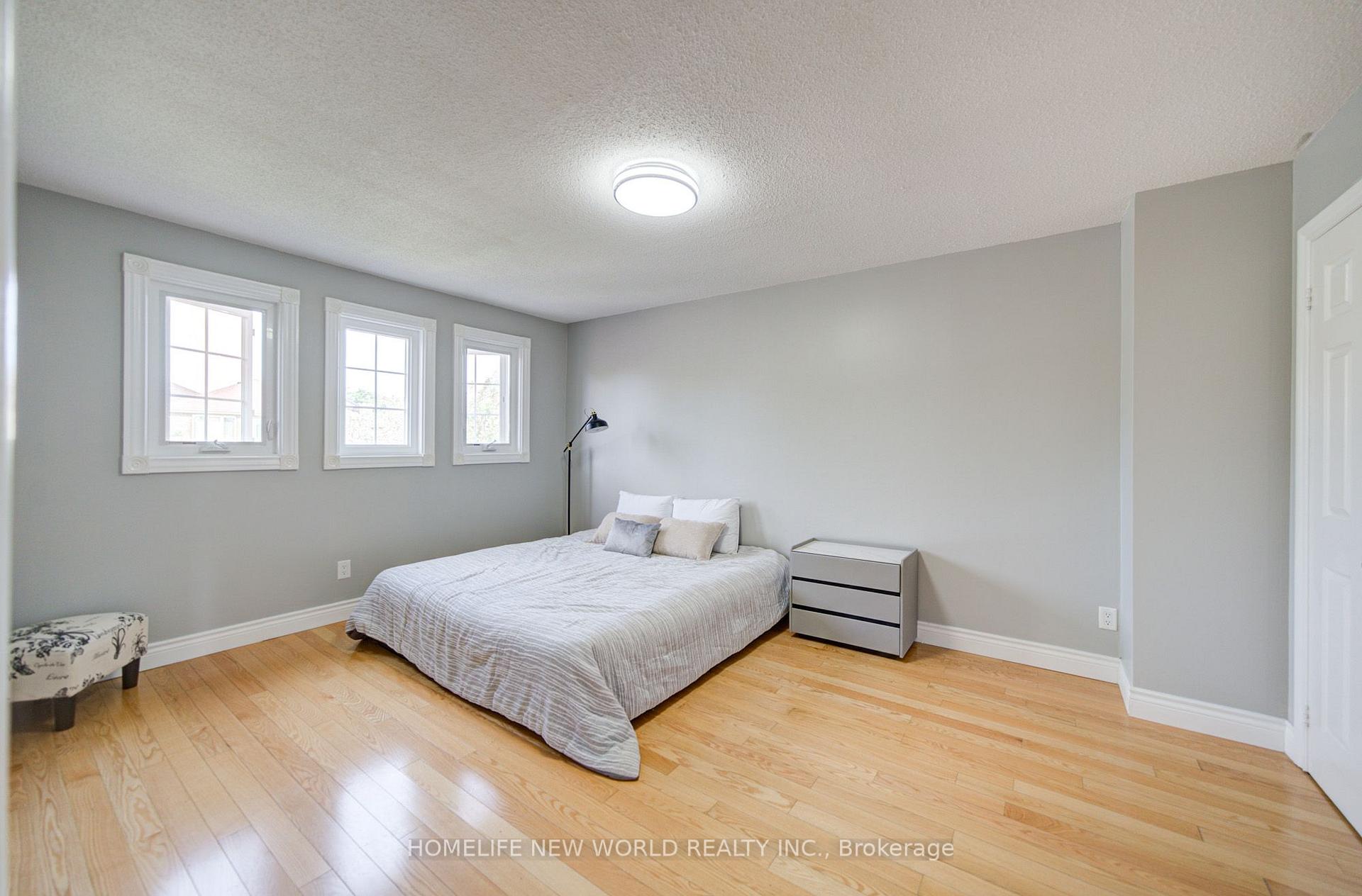 Photo 35 of 12 Bellside Drive, Markham, Markville — HOMEH